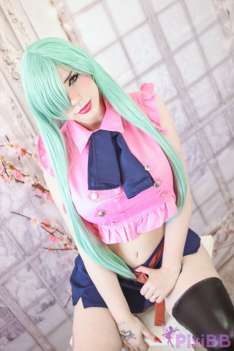 Giu Hellsing Elizabeth Liones PixiBB.COM 28
