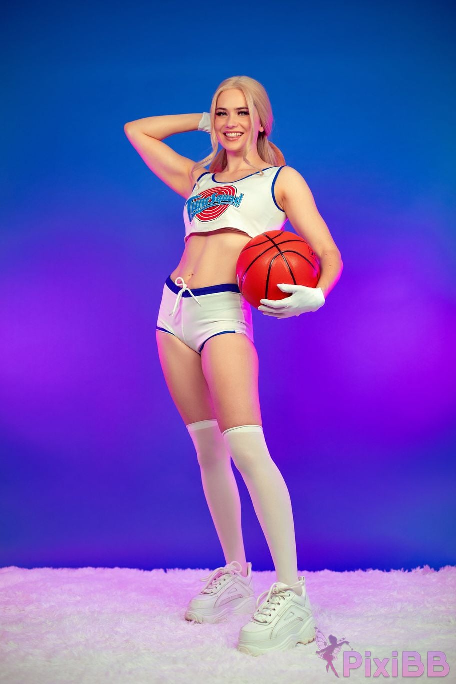Nichameleon Lola Bunny PixiBB.COM 16