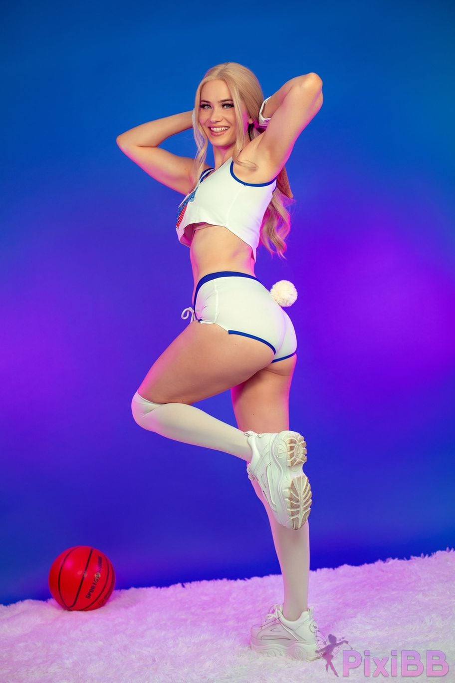Nichameleon Lola Bunny PixiBB.COM 4