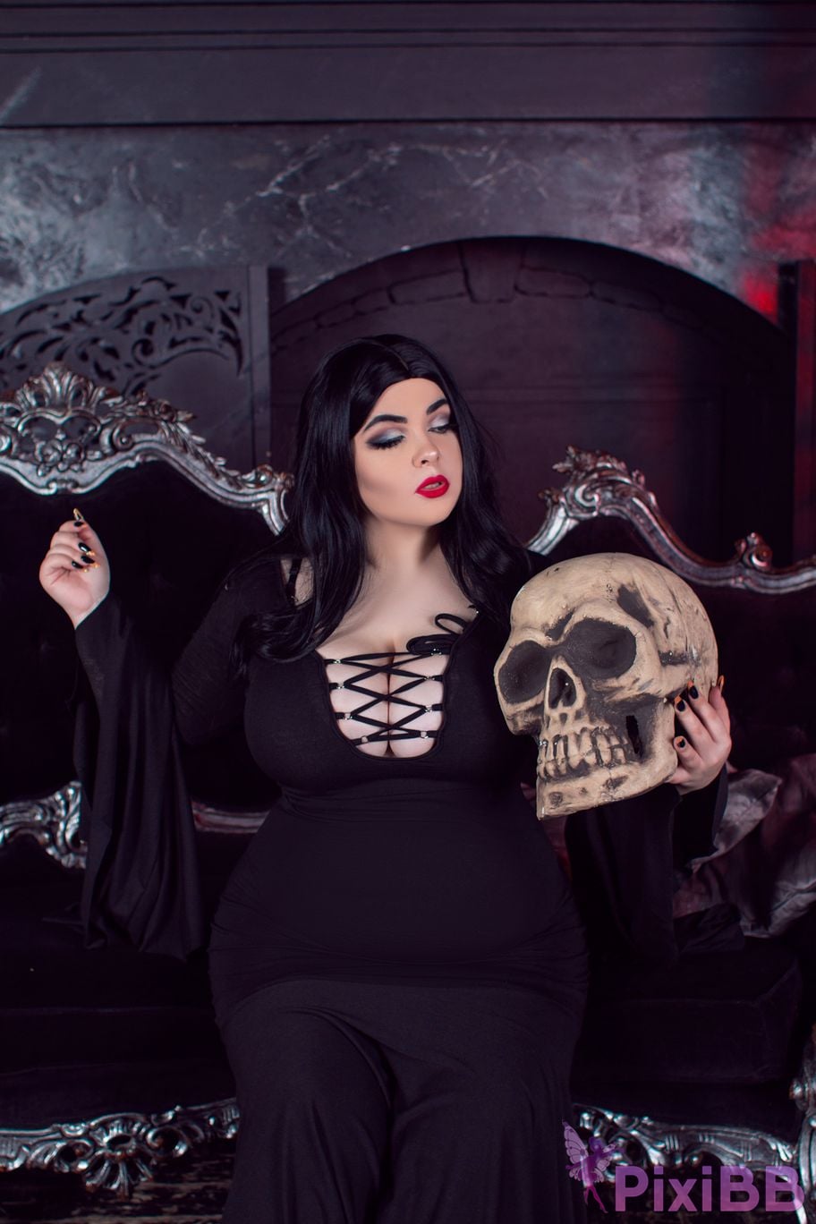 Marie Bunny Morticia Addams PixiBB.COM