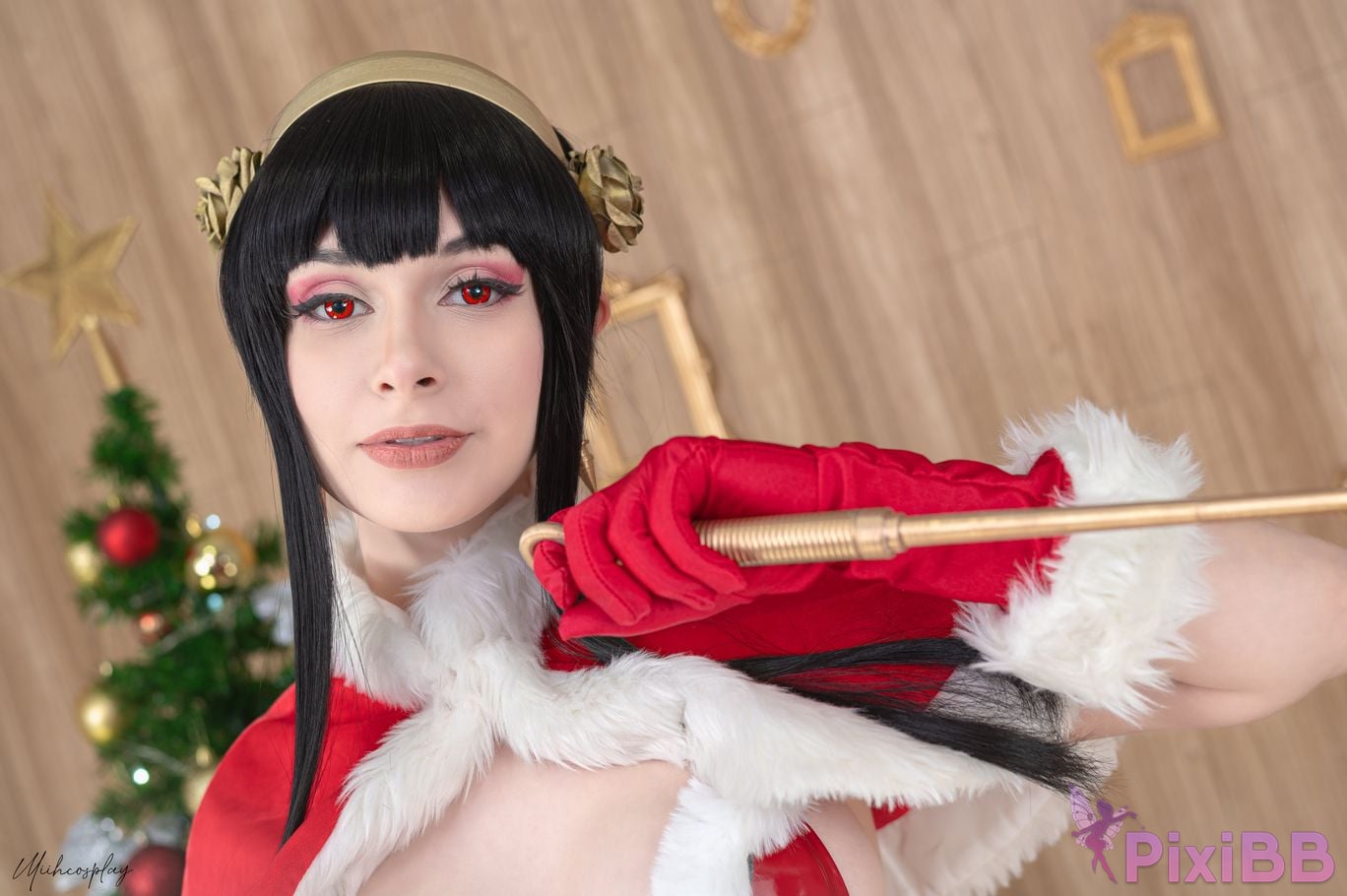 Miih Cosplay Yor Forger Xmas PixiBB.COM