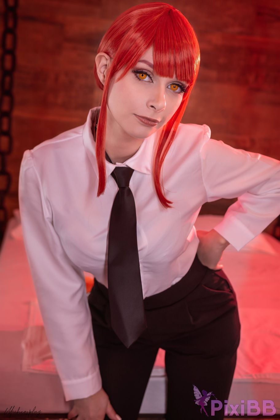 Miih Cosplay Makima PixiBB.COM 1