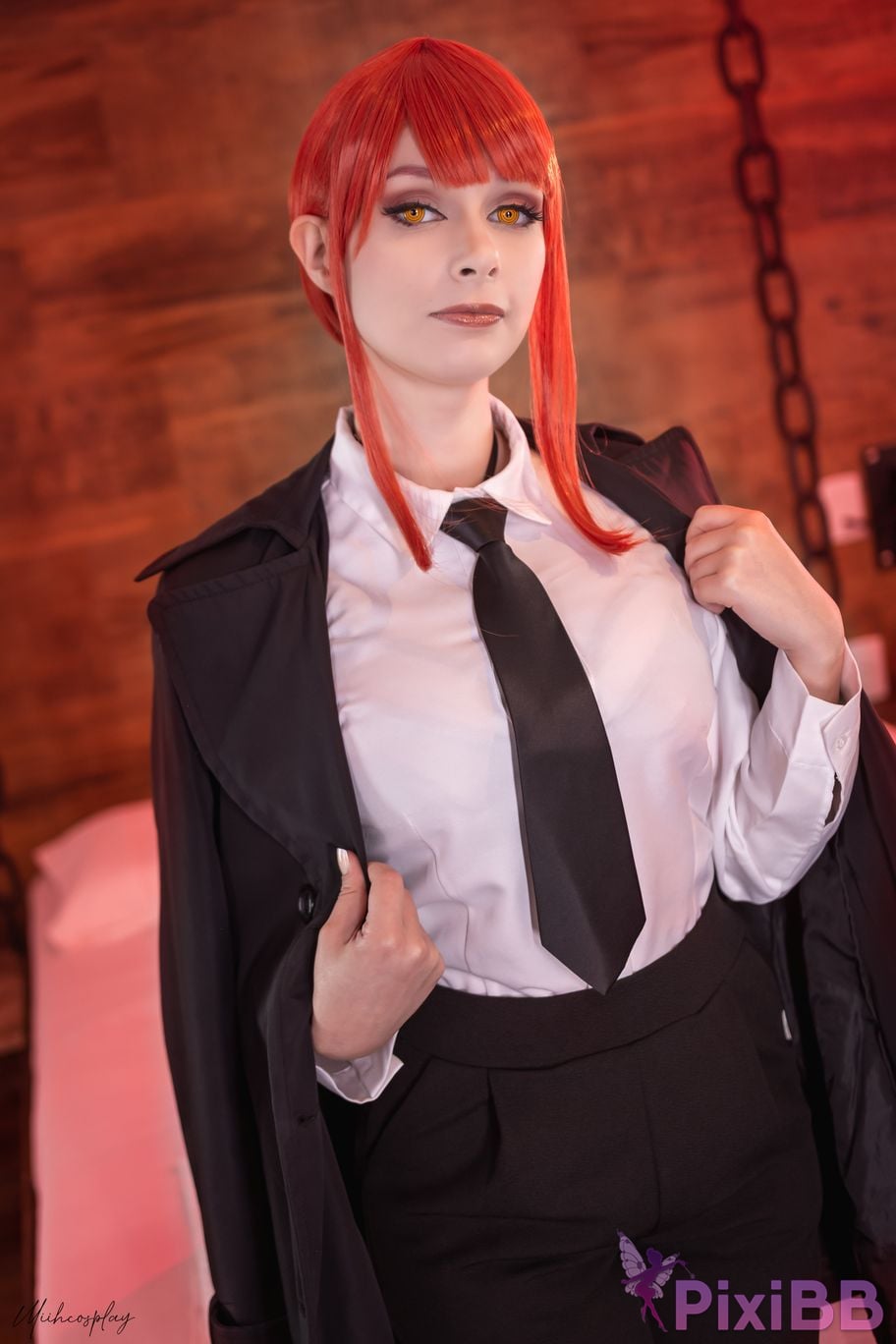 Miih Cosplay Makima PixiBB.COM 11