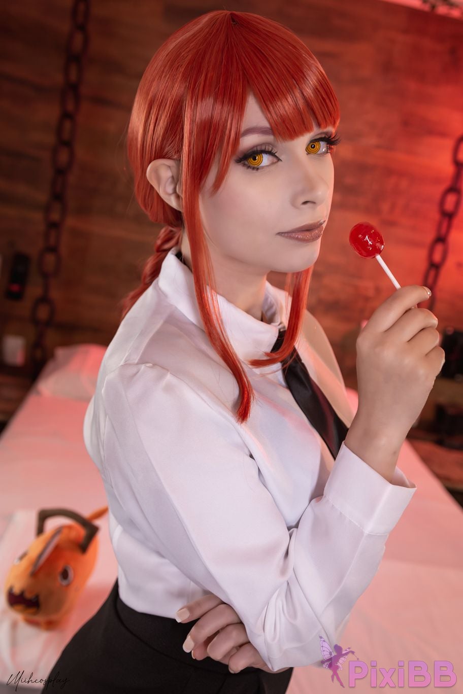 Miih Cosplay Makima PixiBB.COM 12
