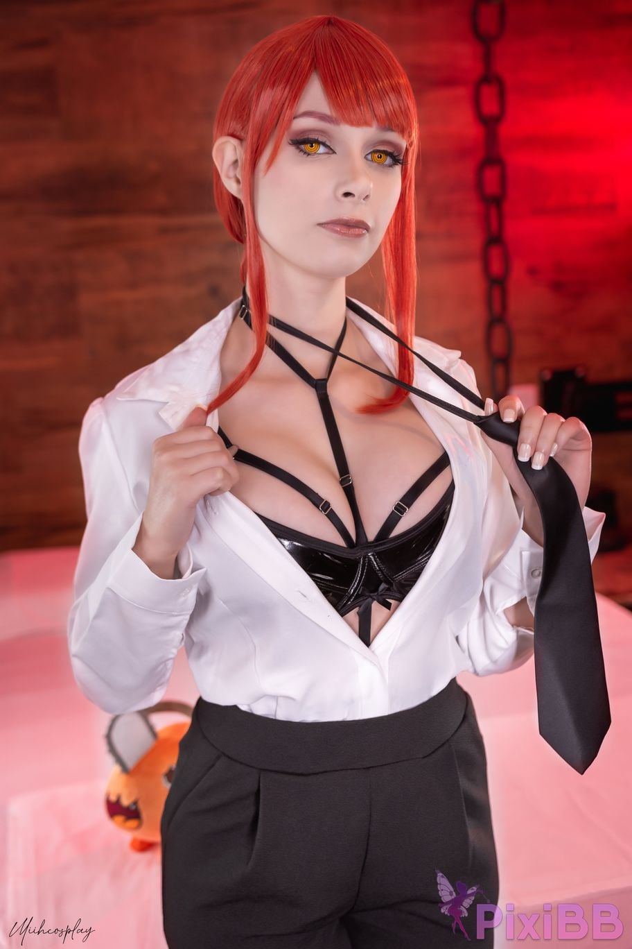 Miih Cosplay Makima PixiBB.COM 19