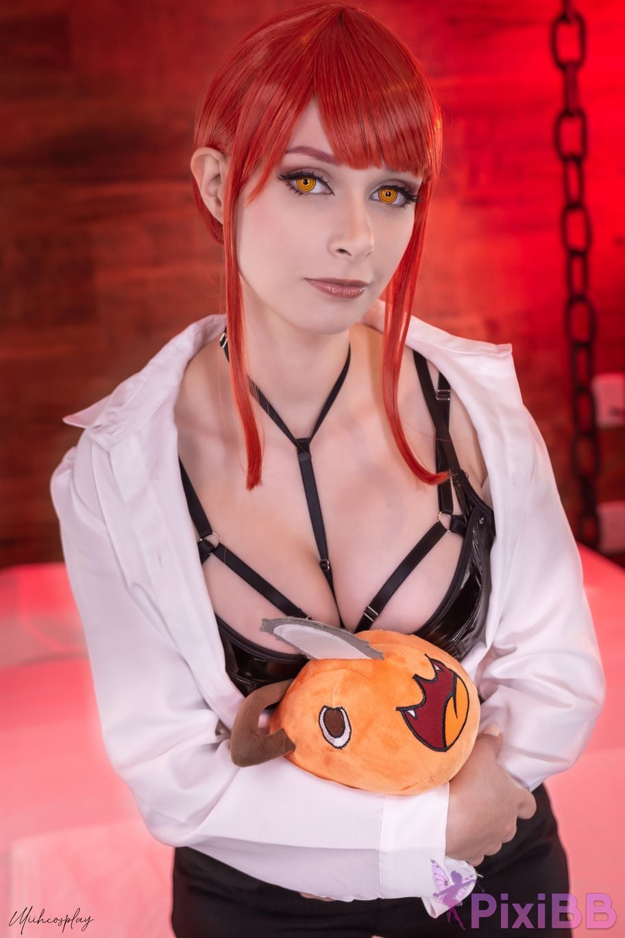 Miih Cosplay Makima PixiBB.COM 21