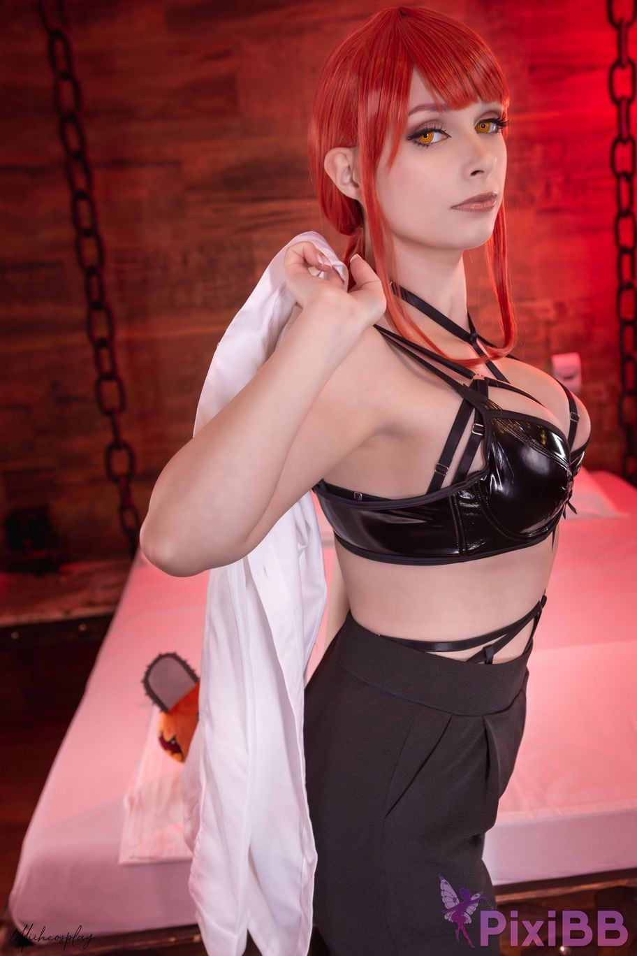 Miih Cosplay Makima PixiBB.COM 25