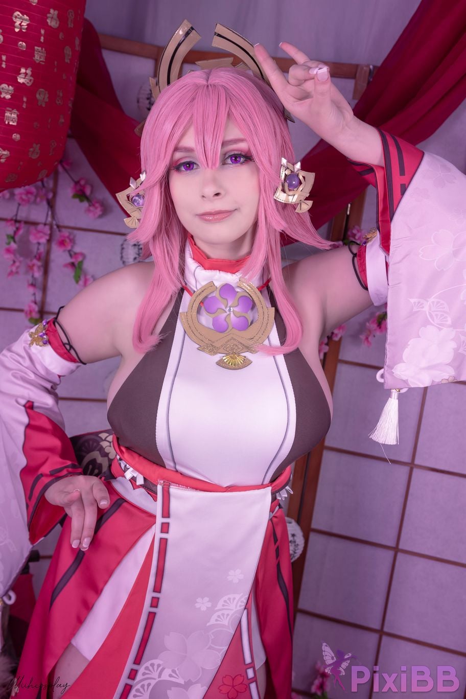 Miih Cosplay Yae Miko PixiBB.COM 1