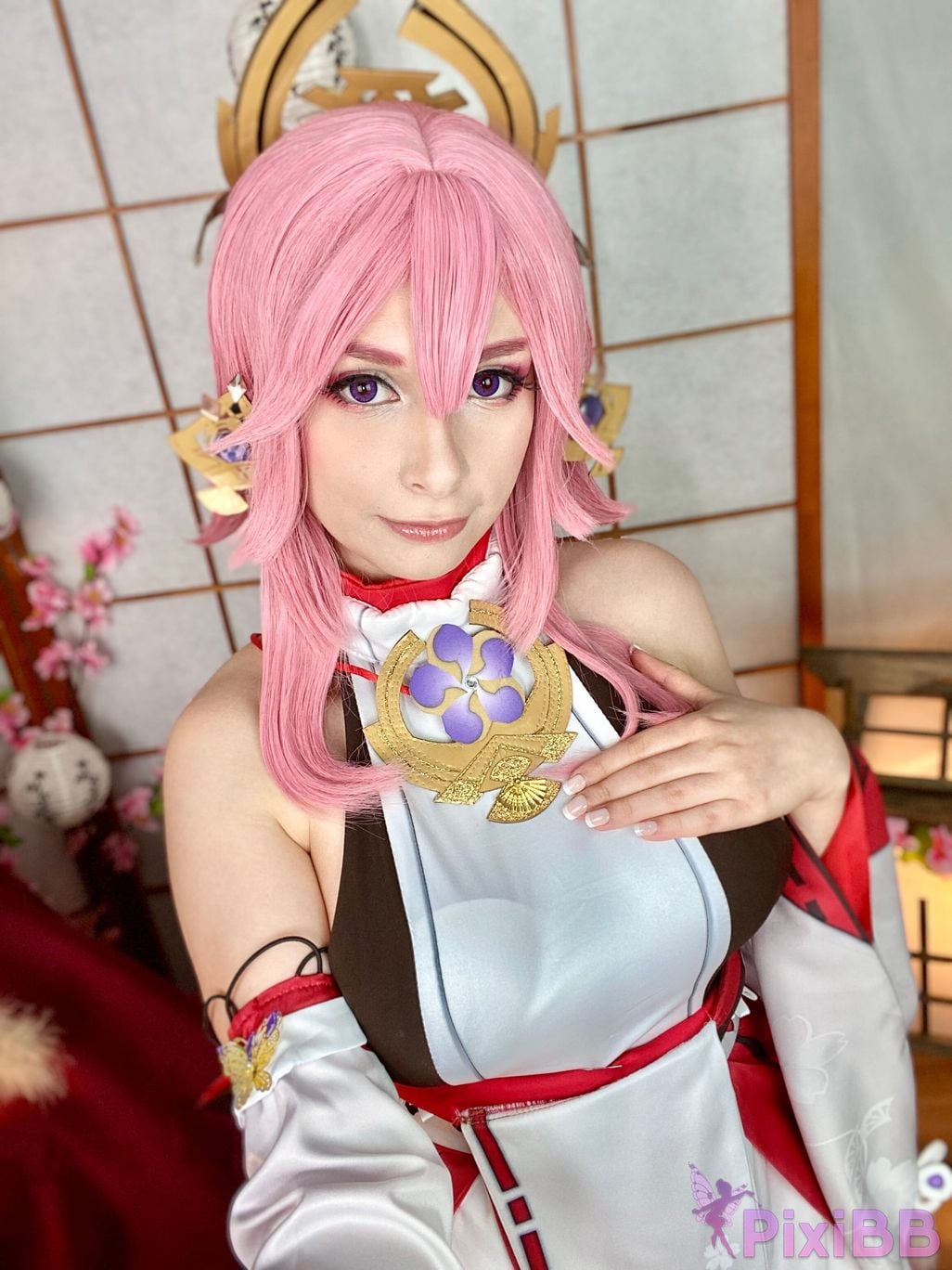 Miih Cosplay Yae Miko PixiBB.COM 111