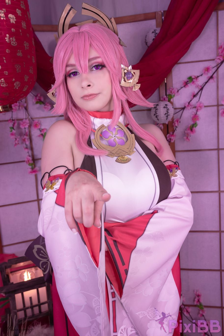 Miih Cosplay Yae Miko PixiBB.COM 18