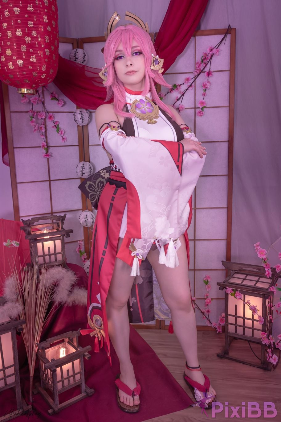 Miih Cosplay Yae Miko PixiBB.COM 23