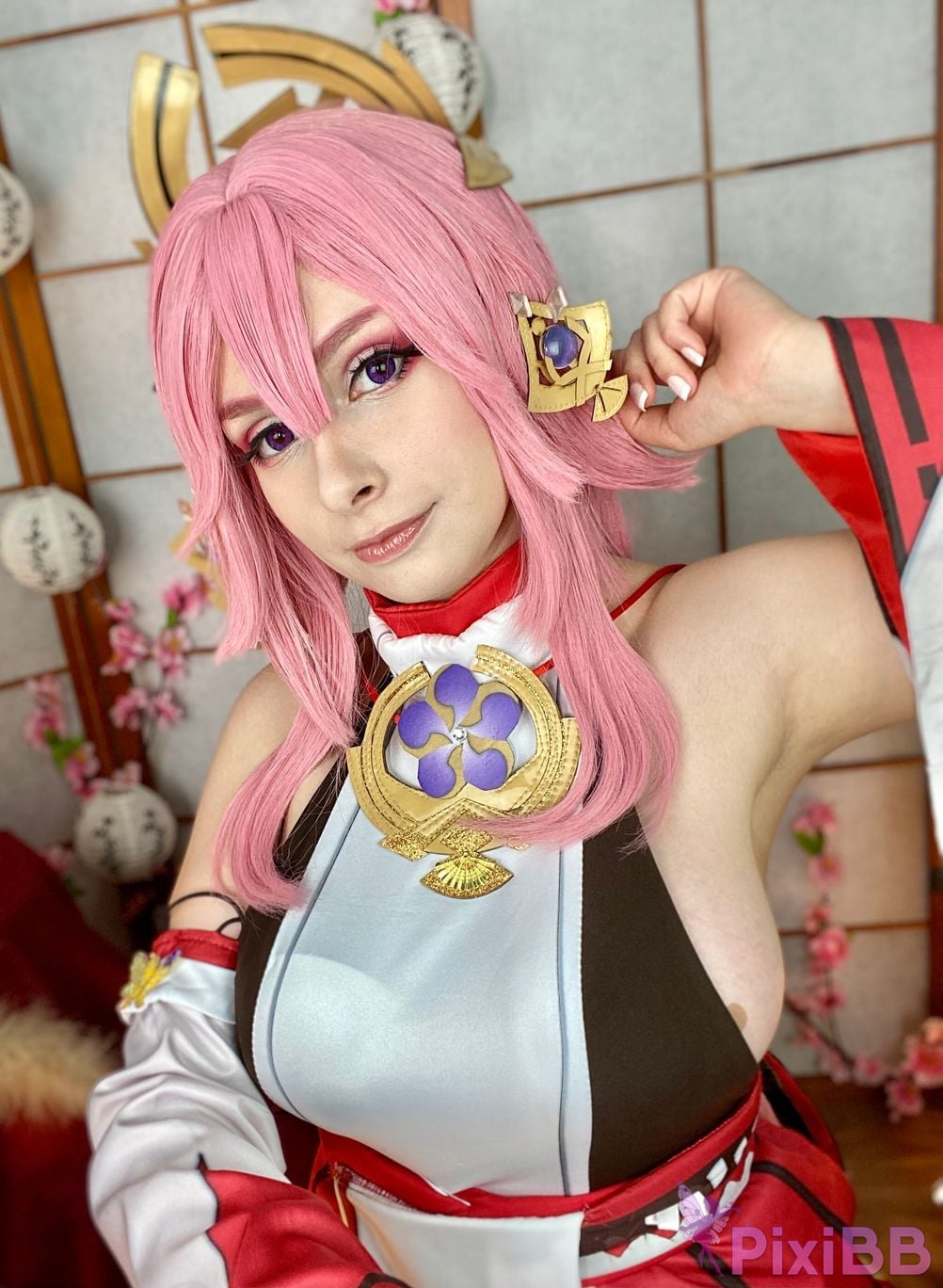Miih Cosplay Yae Miko PixiBB.COM 3