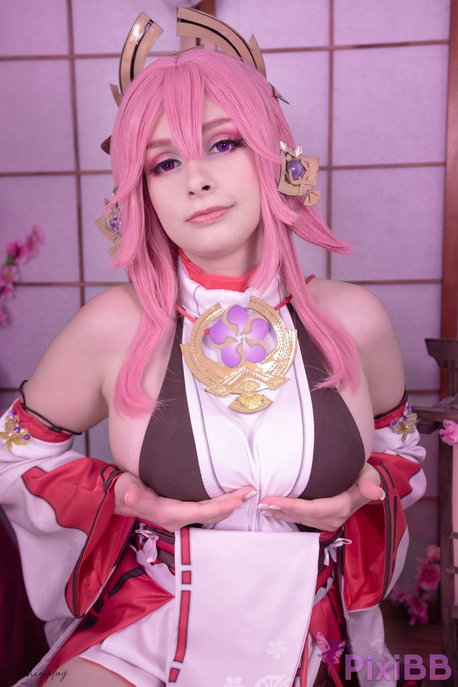 Miih Cosplay Yae Miko PixiBB.COM 39