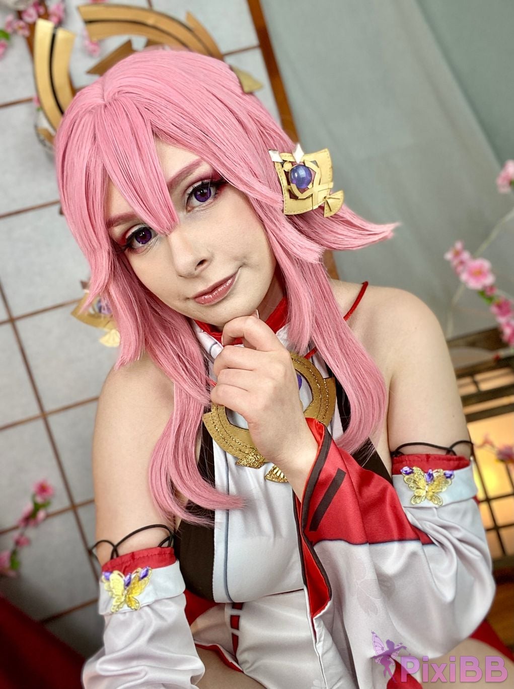 Miih Cosplay Yae Miko PixiBB.COM 5