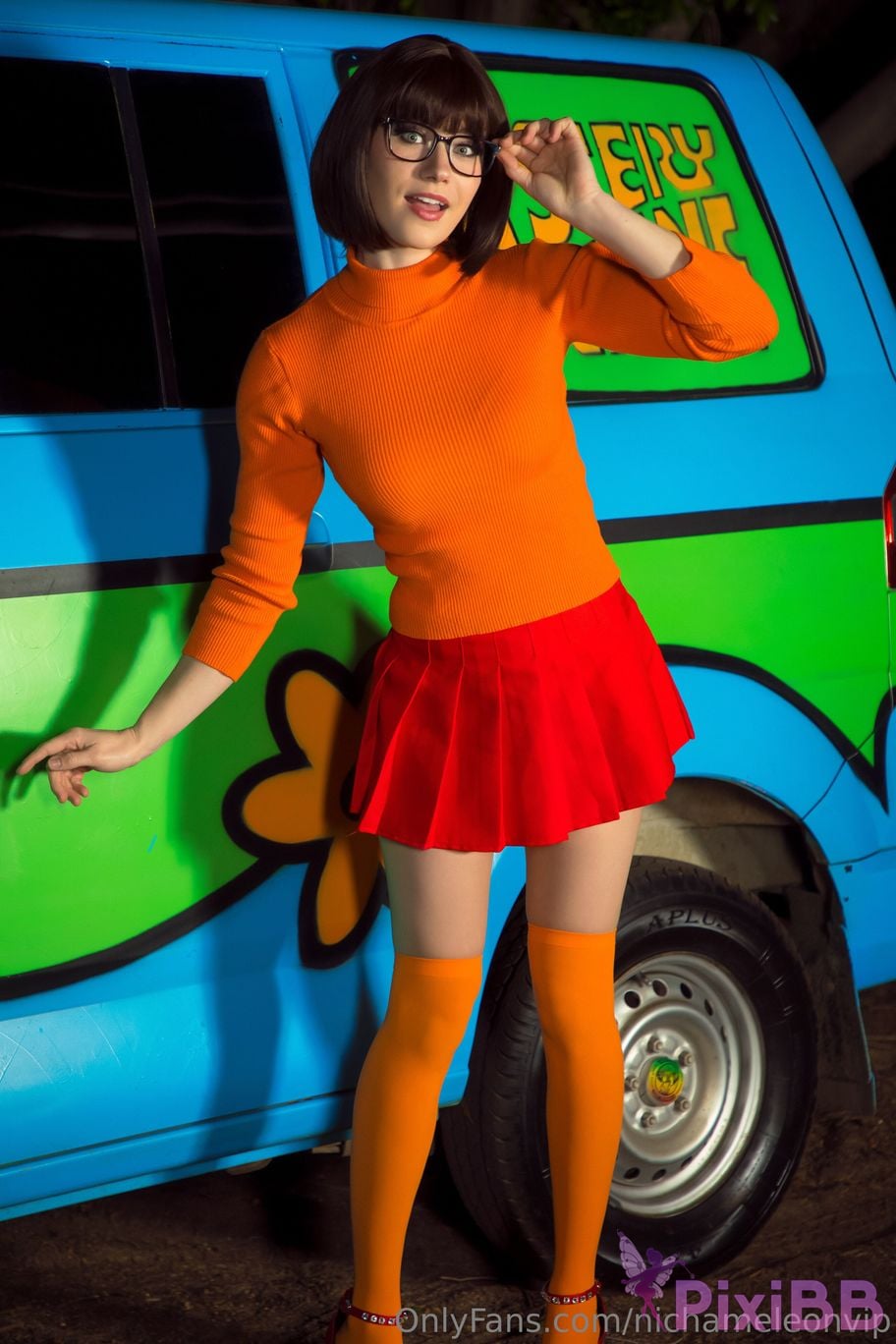 Nichameleon Velma Dinkley PixiBB.COM