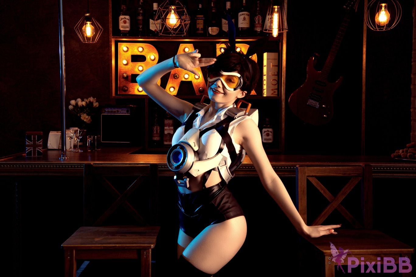 CarryKey Tracer Bunny PixiBB.COM 3