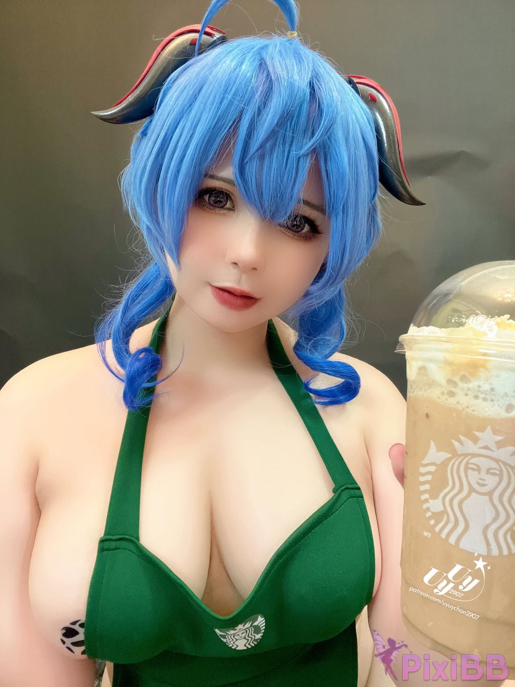 Uy Uy Ganyu Barista PixiBB.COM 17