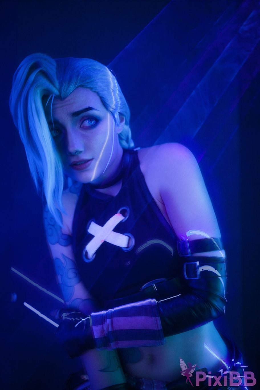 CarryKey Jinx (Arcane) PixiBB.COM 18