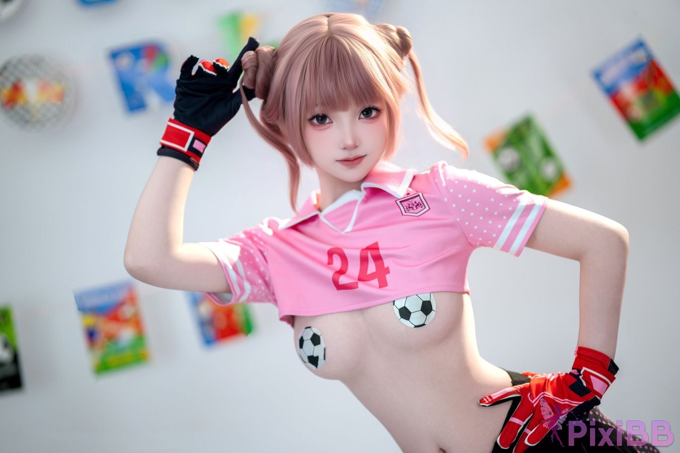 Cosplayer Bangni Bonnie gold medal goalkeeper PixiBB.COM 036