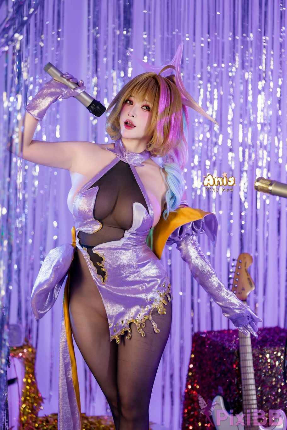Cosplayer Tiny Asa Anis Star Starlight NIKKE PixiBB.COM 001