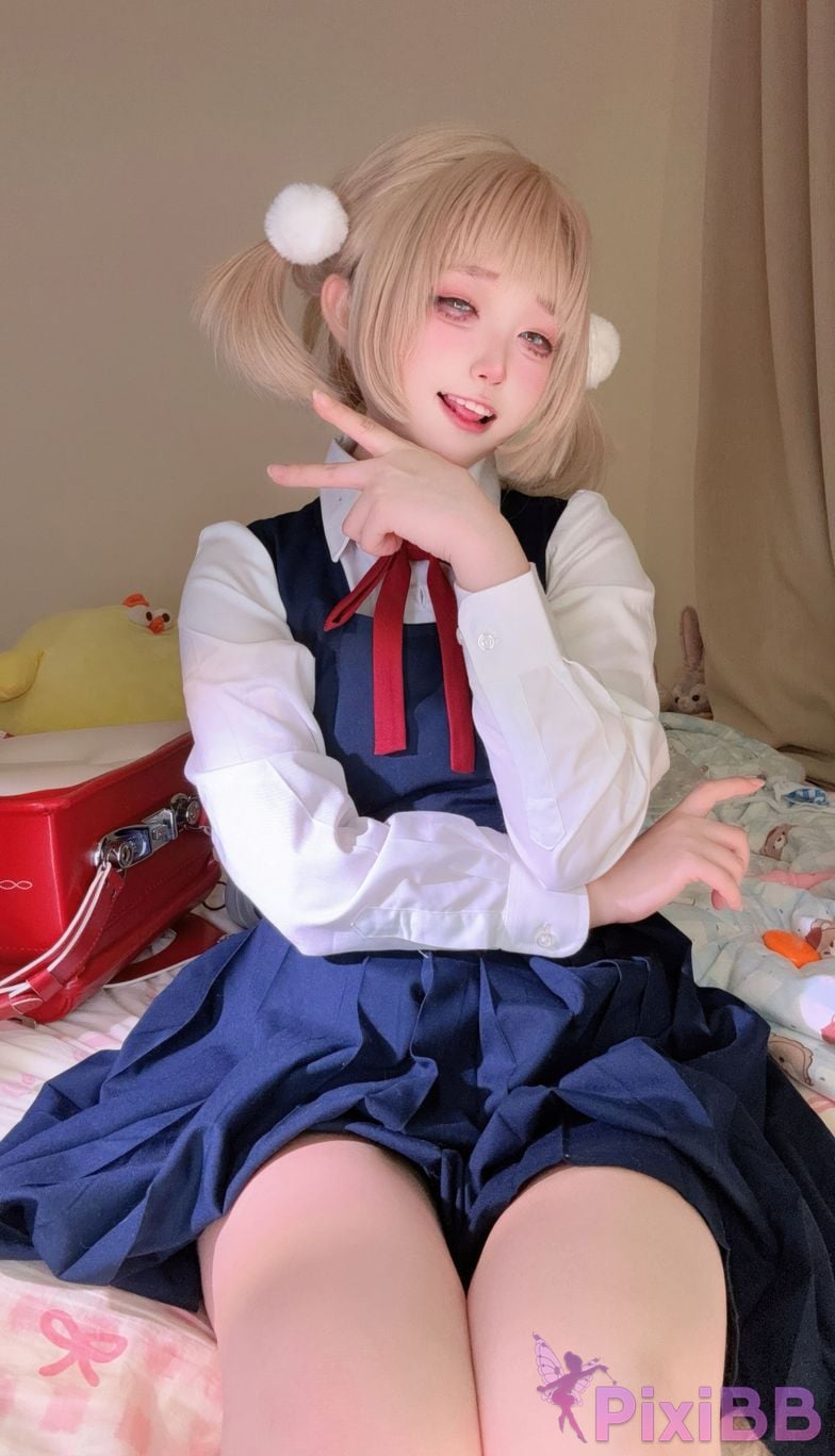 Cosplayer Eiri Kamisawa Want to be scolded as a miscellaneous fish PixiBB.COM 010