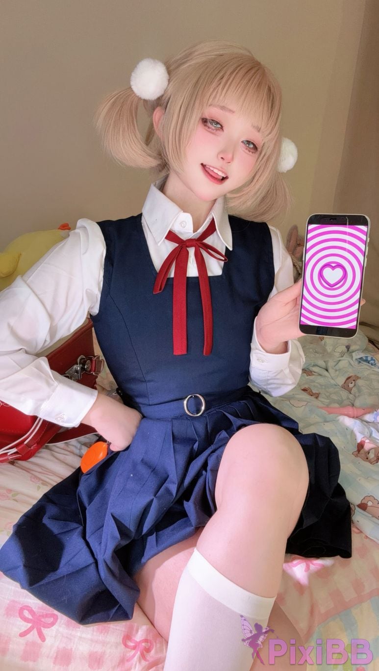 Cosplayer Eiri Kamisawa Want to be scolded as a miscellaneous fish PixiBB.COM 013