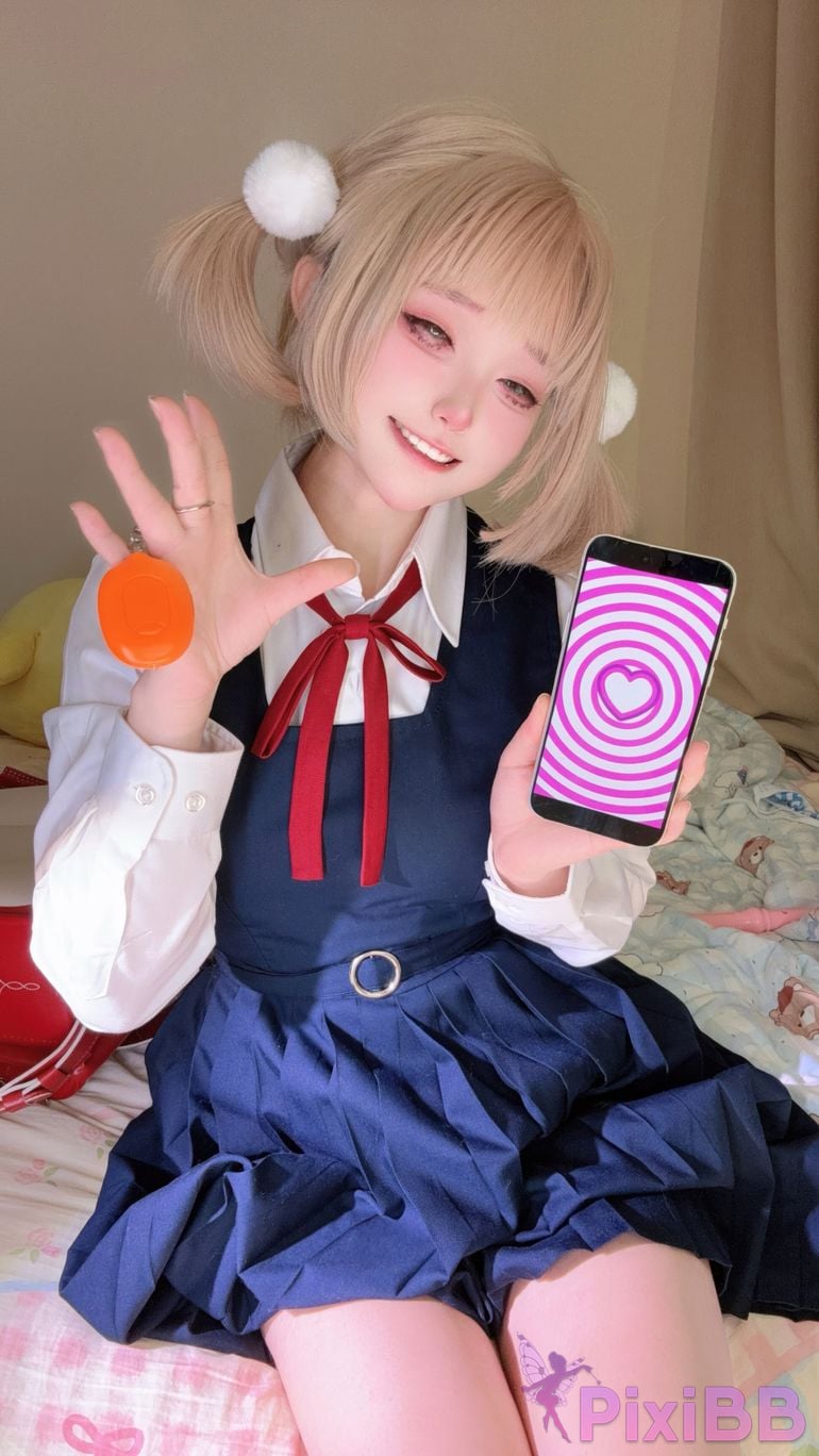 Cosplayer Eiri Kamisawa Want to be scolded as a miscellaneous fish PixiBB.COM 014