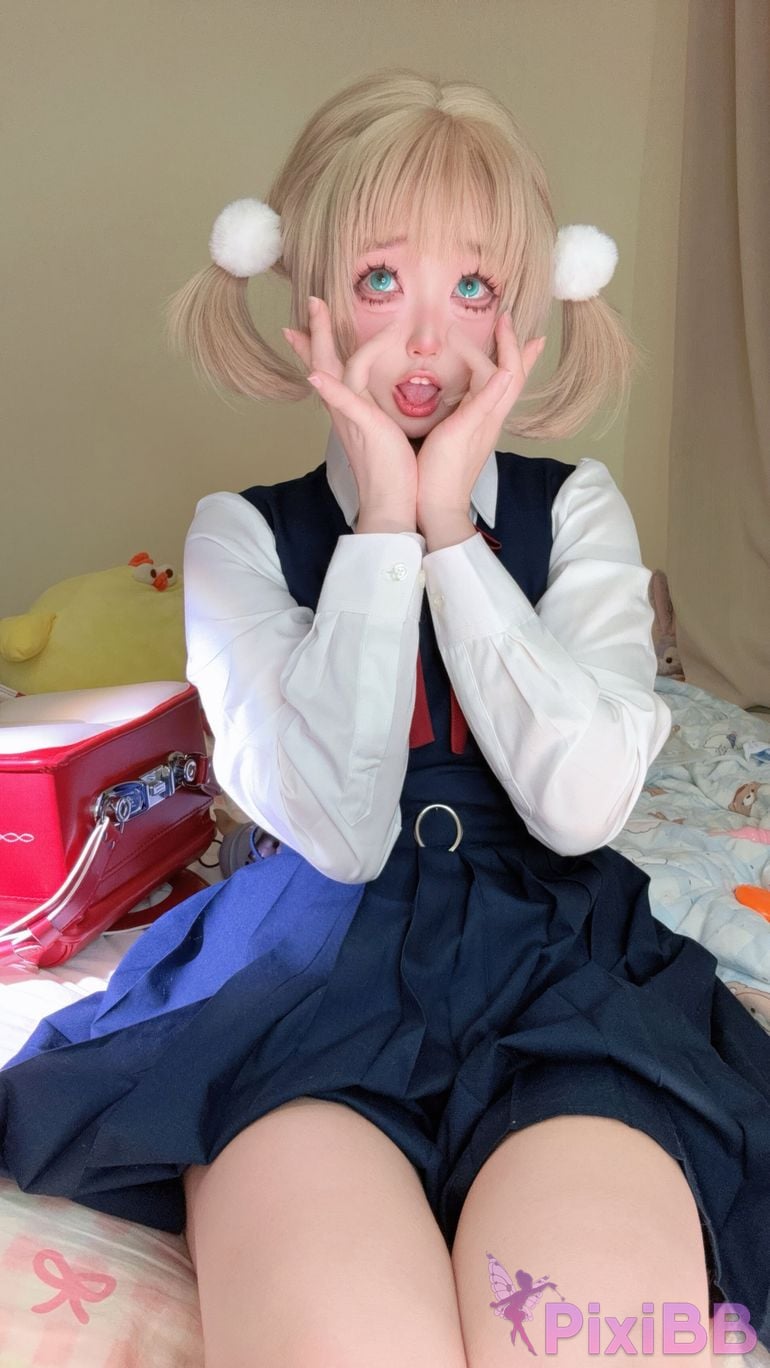 Cosplayer Eiri Kamisawa Want to be scolded as a miscellaneous fish PixiBB.COM 015
