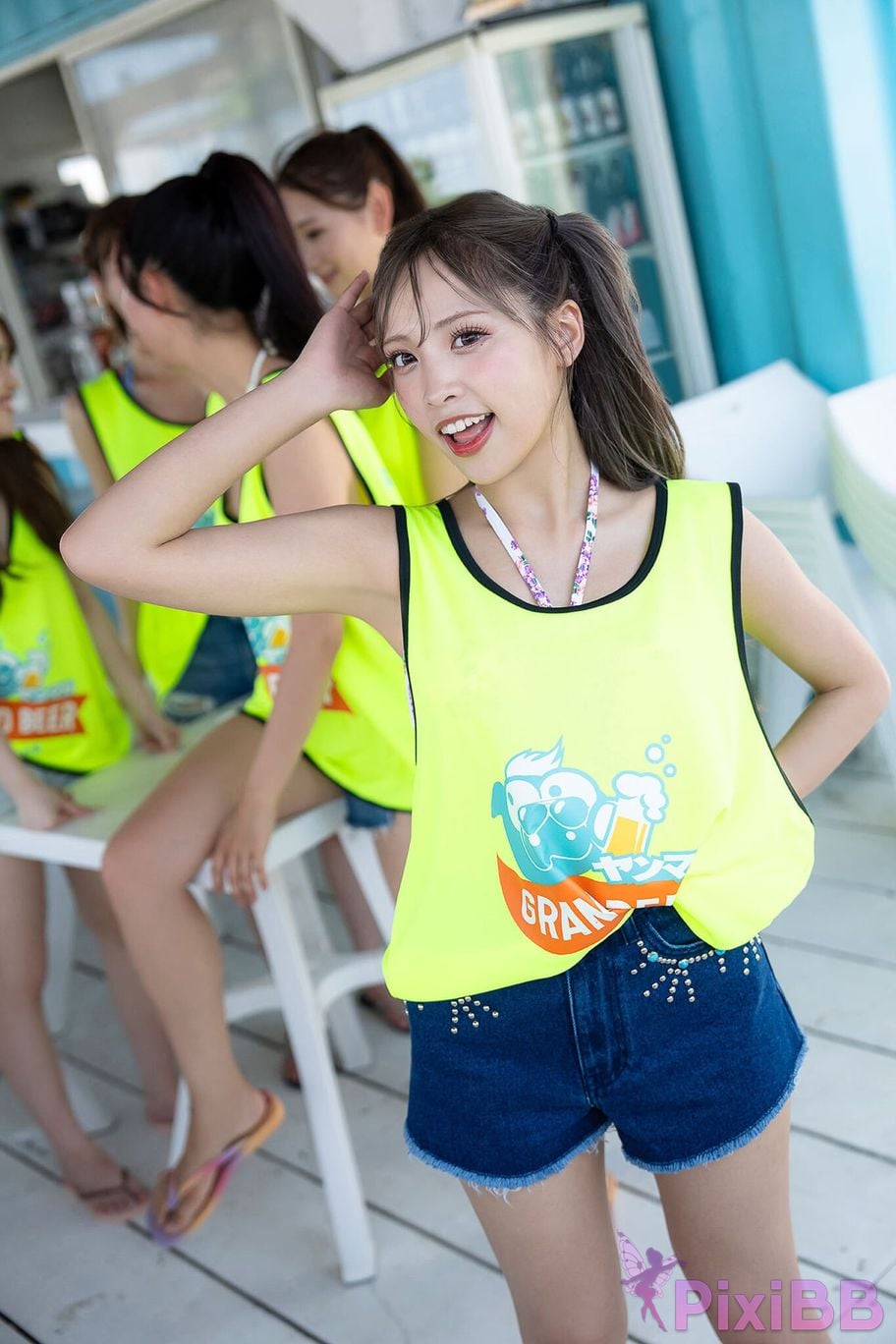 Japanese Idol 70P full version NEXT push girl Beach house manager for a day PART1 Yanmaga digital photo book PixiBB.COM 005