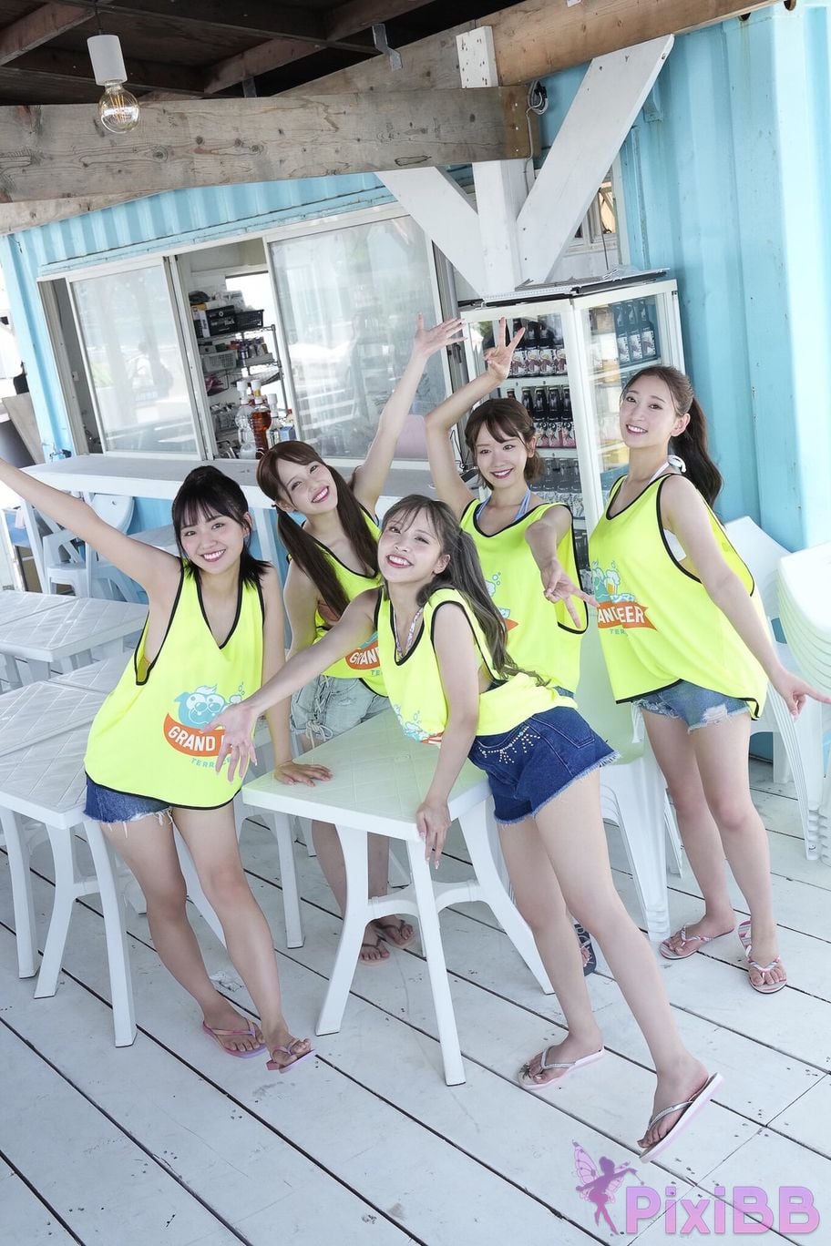Japanese Idol 70P full version NEXT push girl Beach house manager for a day PART1 Yanmaga digital photo book PixiBB.COM 032