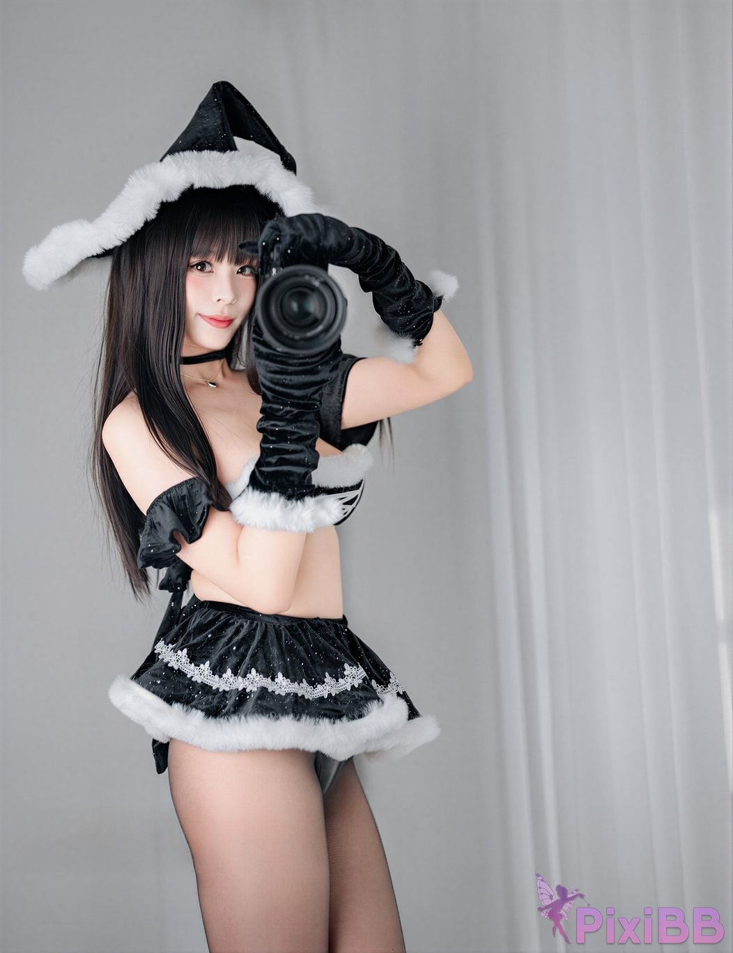 Cosplayer Senior Sister Xuan Xiao Maleficent Christmas PixiBB.COM 033