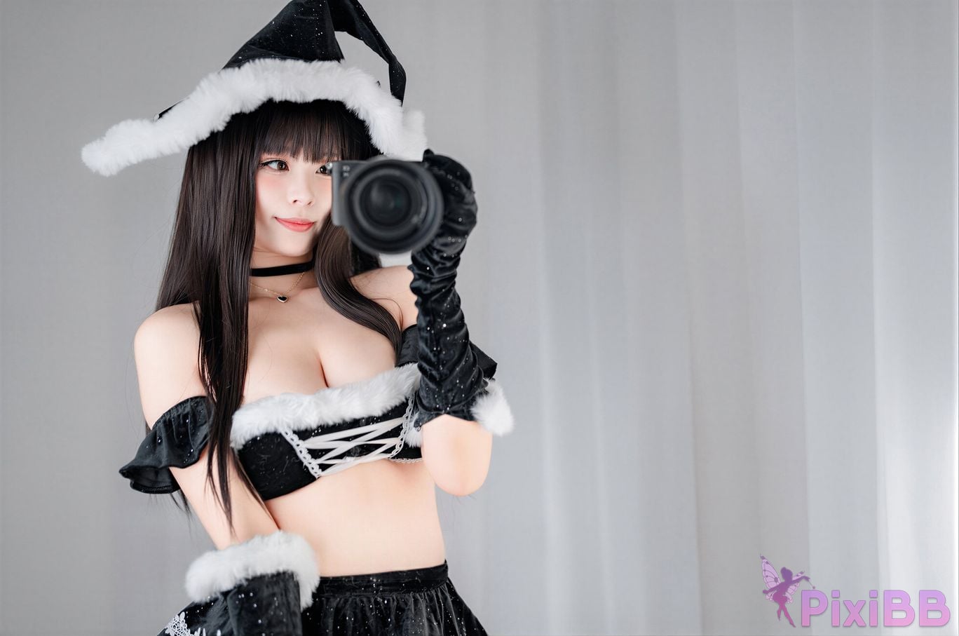 Cosplayer Senior Sister Xuan Xiao Maleficent Christmas PixiBB.COM 034