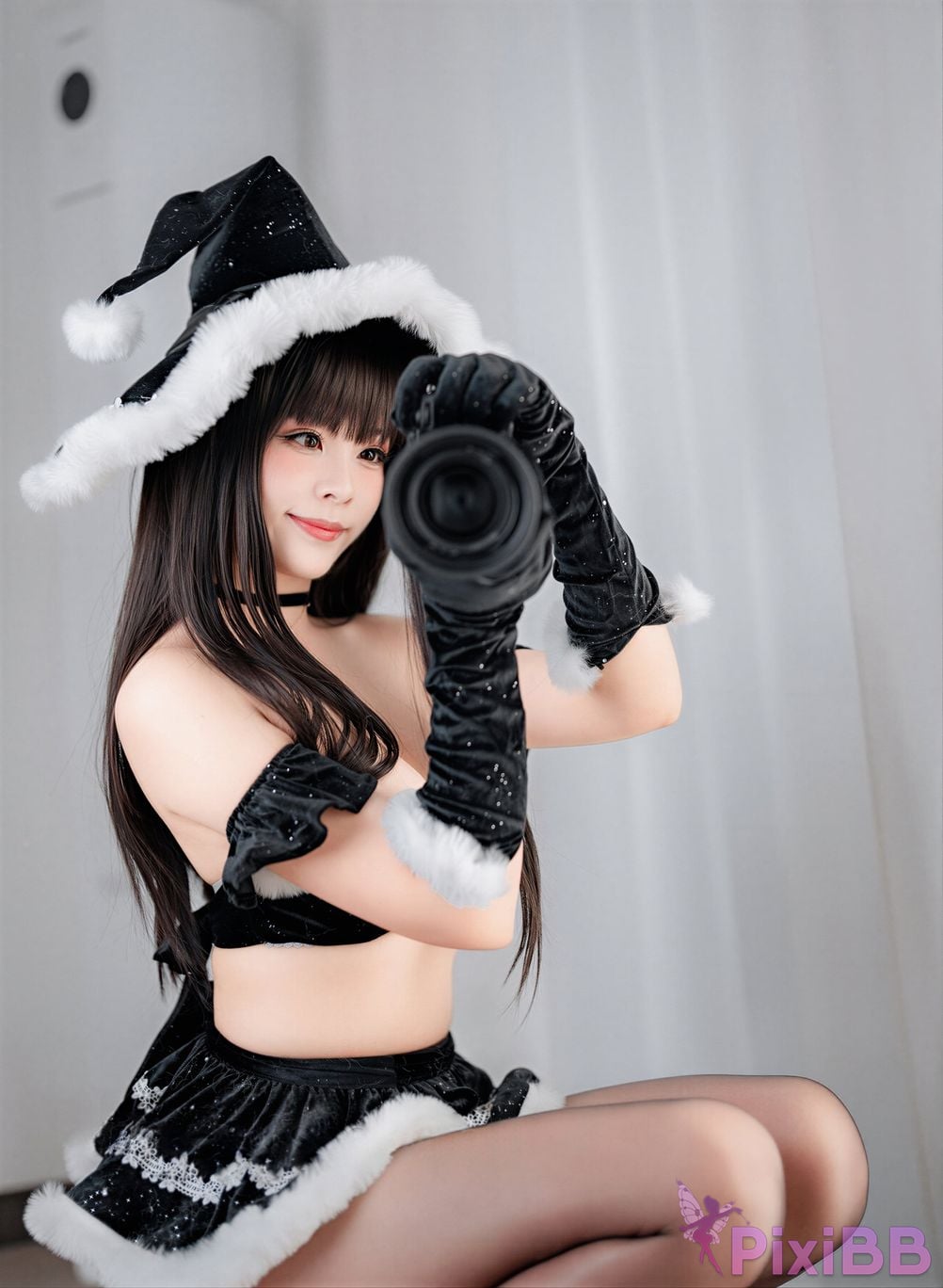 Cosplayer Senior Sister Xuan Xiao Maleficent Christmas PixiBB.COM 039