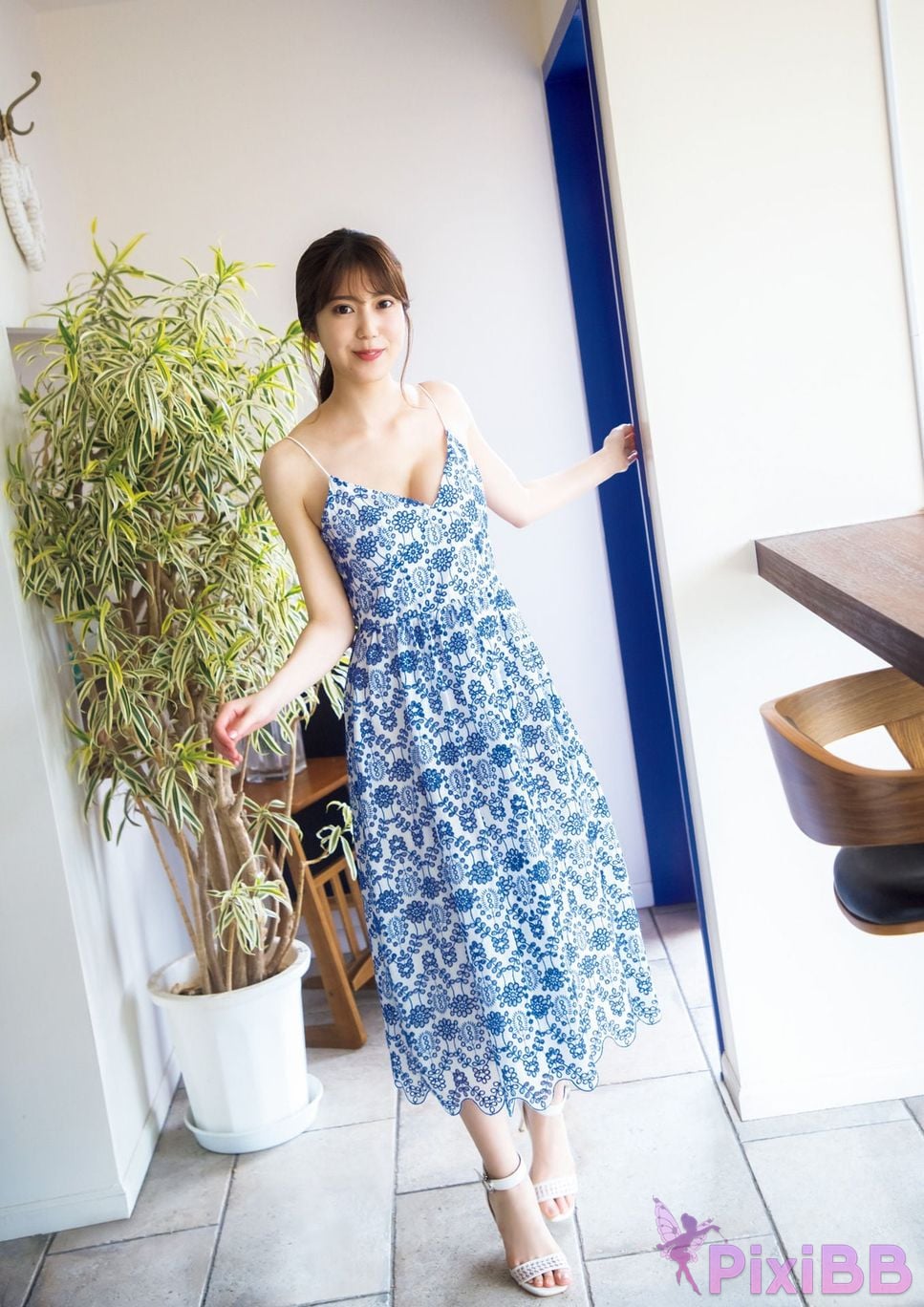 Japanese Idol Natsuki Abe 1st photo collection I am With electronic benefits PixiBB.COM 125