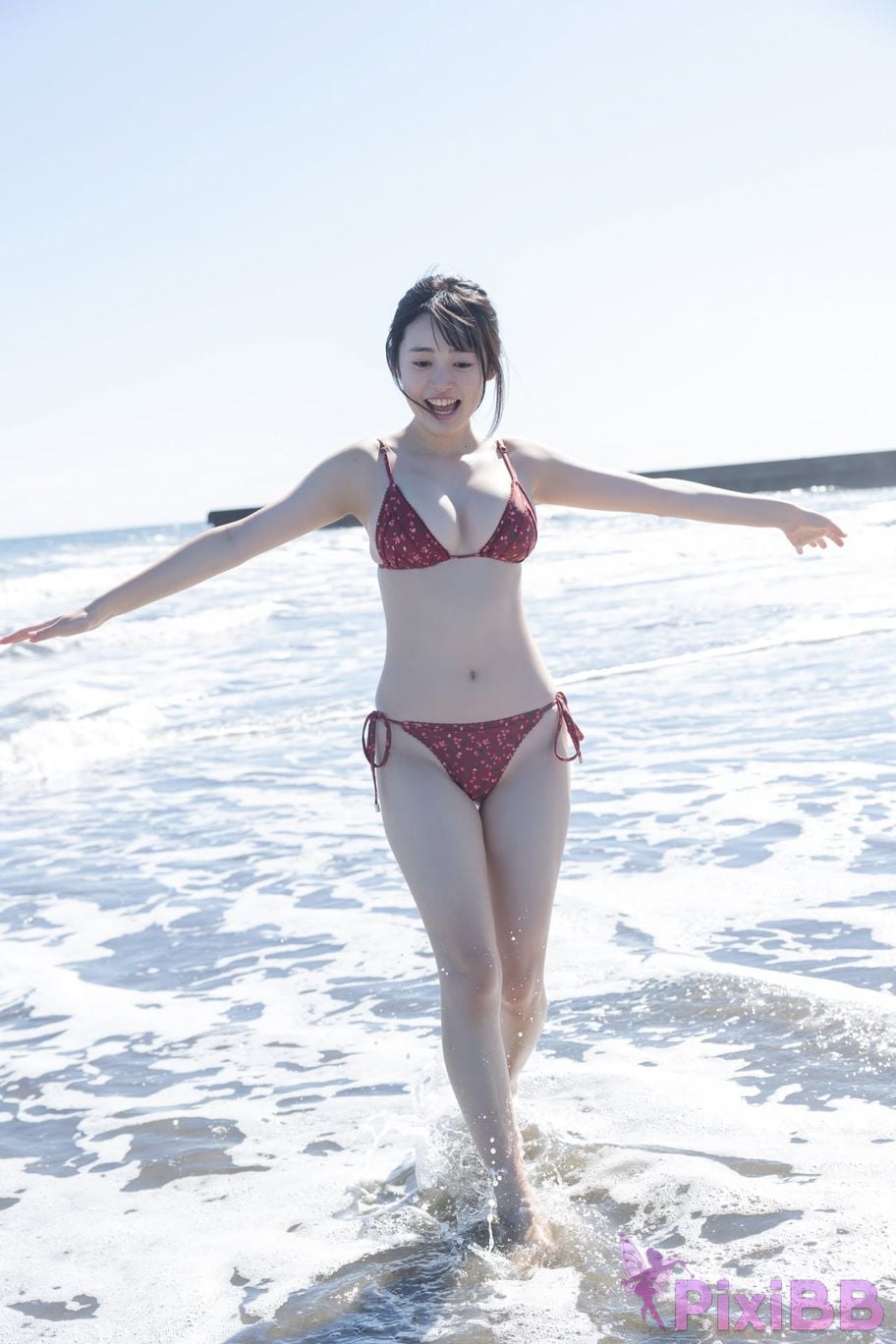 Japanese Idol Miu Shirahama Beautiful Rabbit FRIDAY Digital Photo Album Gyutude vol.2 A 100 page luxurious edition with bit of serenity PixiBB.COM 081