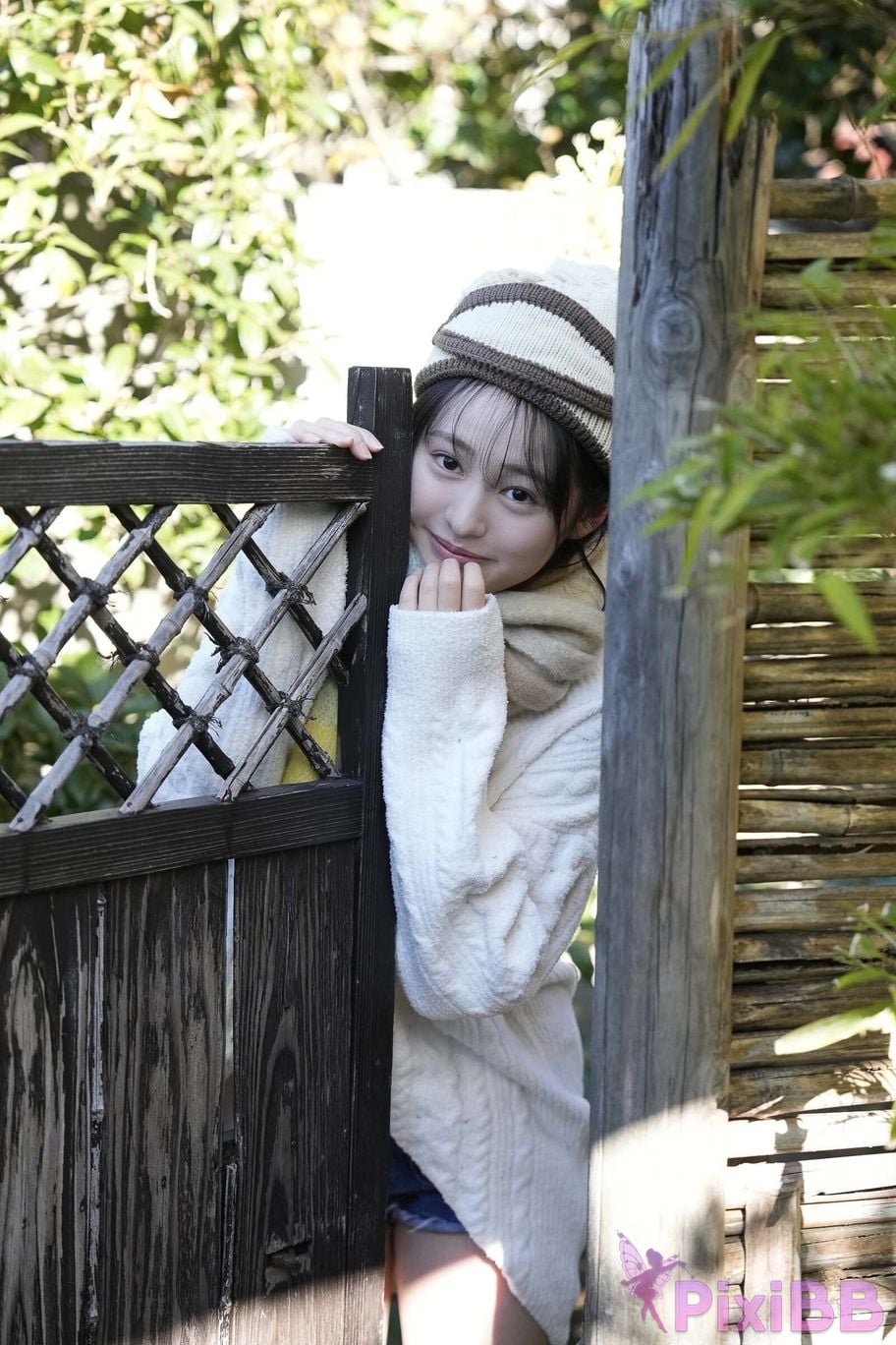 Japanese Idol Miu Shirahama Beautiful Rabbit Digital Photo Album Tasty PixiBB.COM 003