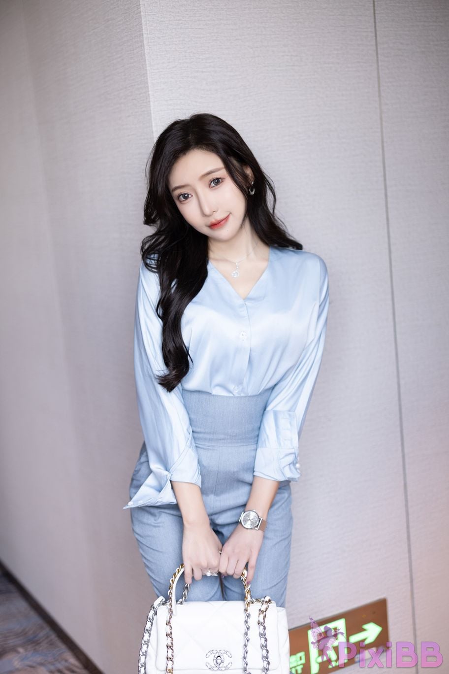 Built in no watermark Wang Xinyao Yanni Grey blue trousers with silk top PixiBB.COM 003