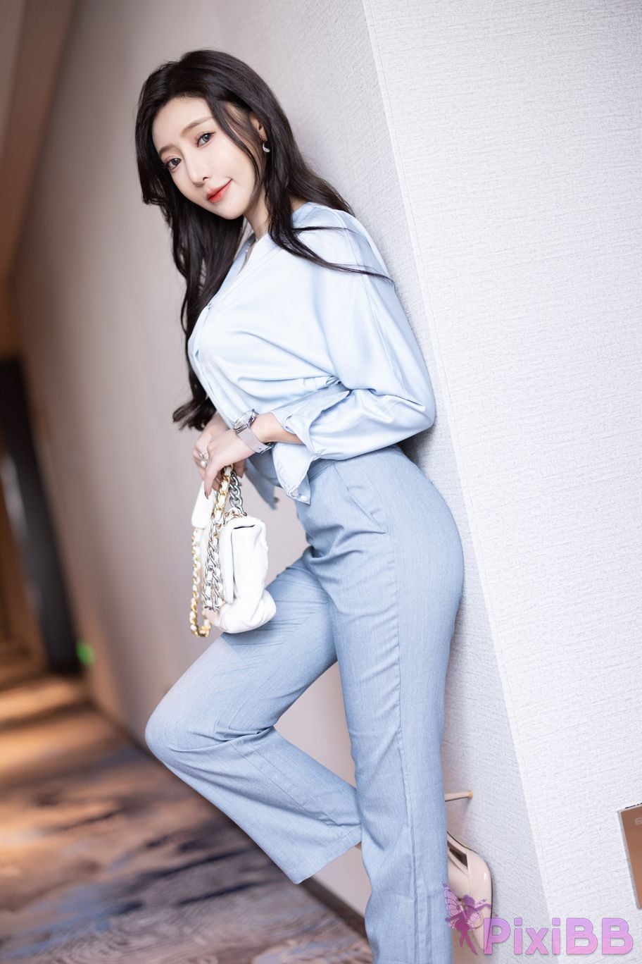 Built in no watermark Wang Xinyao Yanni Grey blue trousers with silk top PixiBB.COM 004