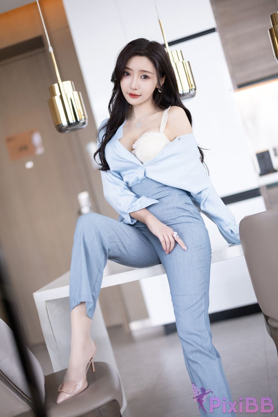 Built in no watermark Wang Xinyao Yanni Grey blue trousers with silk top PixiBB.COM 024