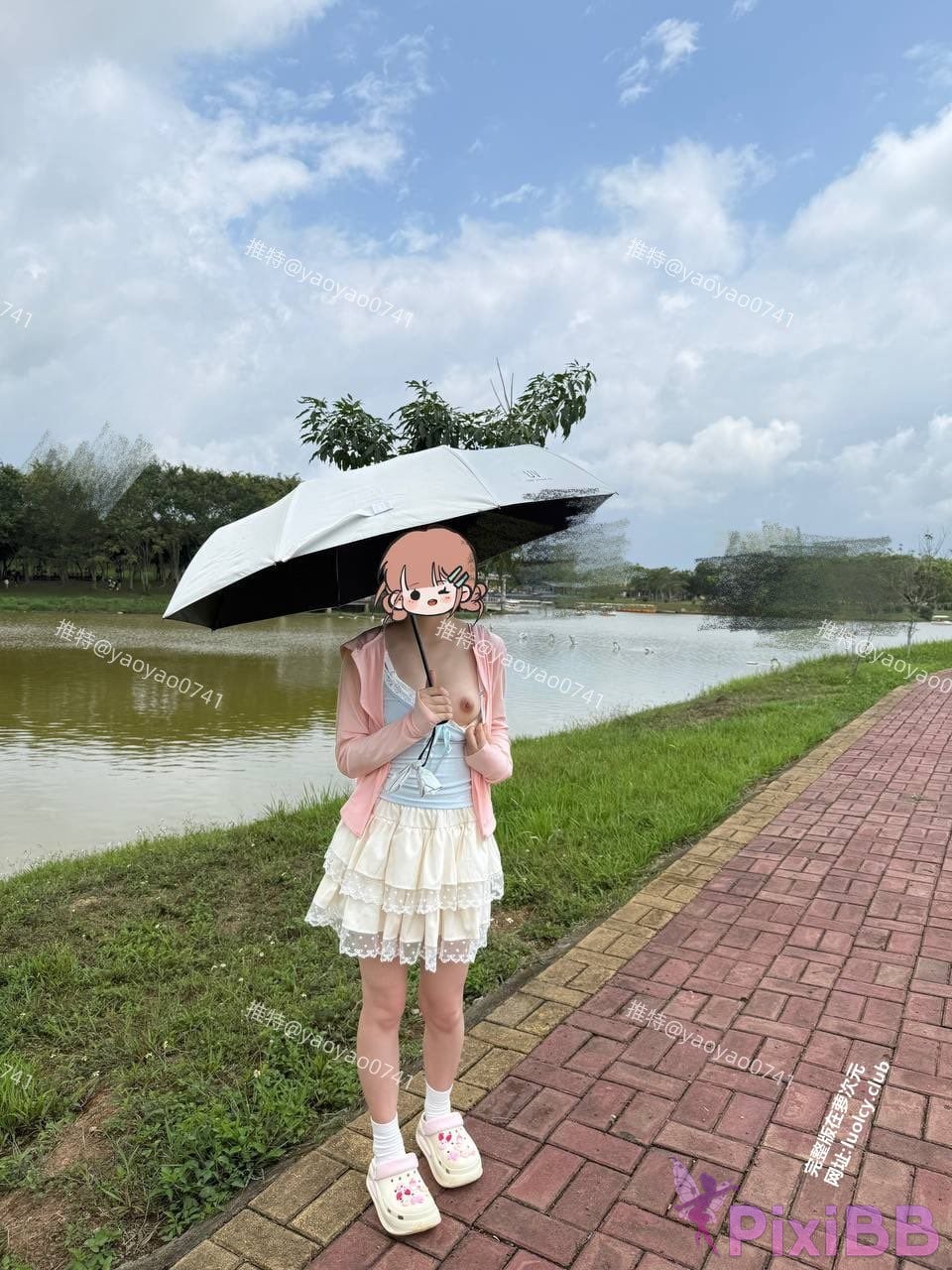 OtherXXX YaoYao Xiaoyao White Tiger Lolita exposed in front of people outdoors welfare subscription PixiBB.COM 014