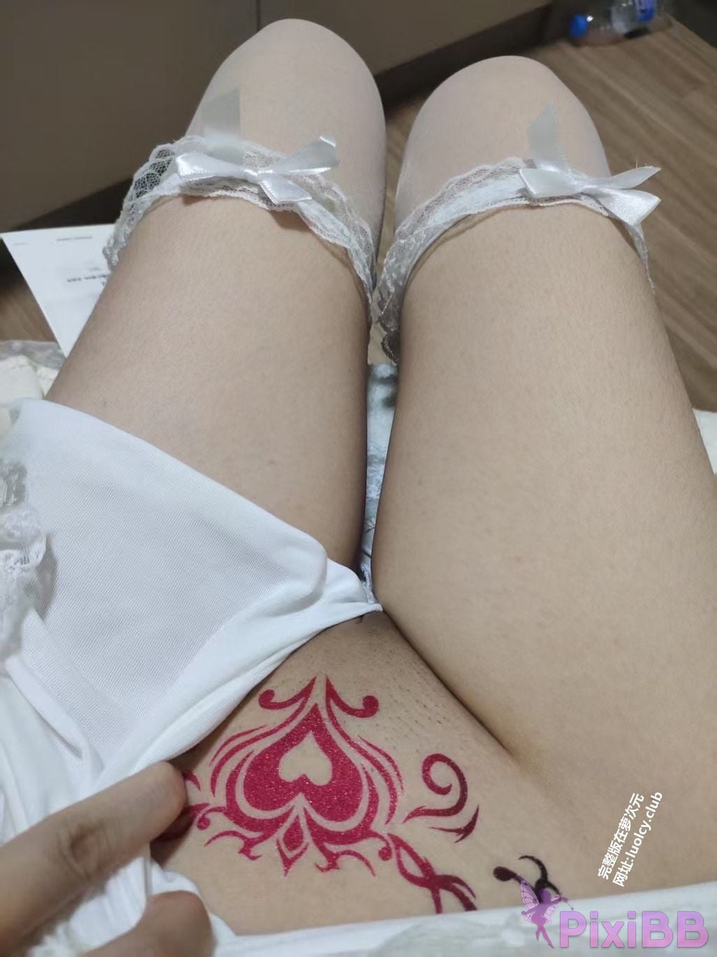 OtherXXX YaoYao Xiaoyao White Tiger Lolita exposed in front of people outdoors welfare subscription PixiBB.COM 132