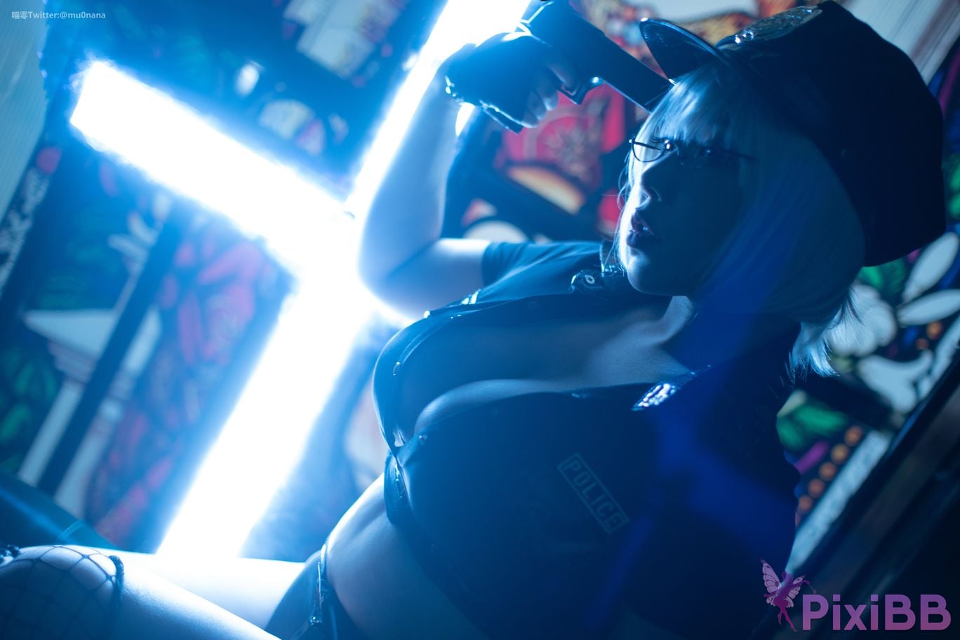 Coser and PixiBB.COM 048