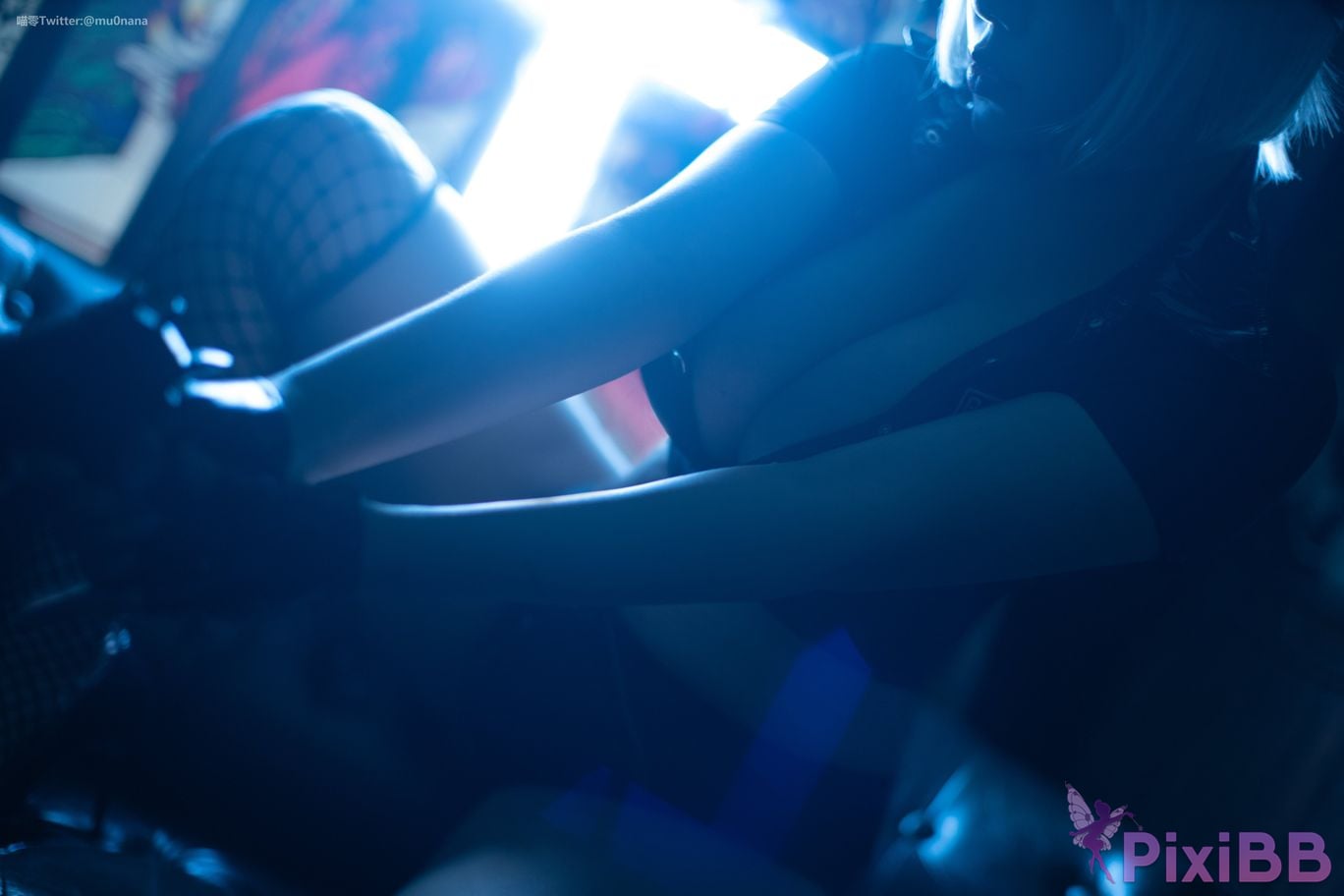 Coser and PixiBB.COM 051