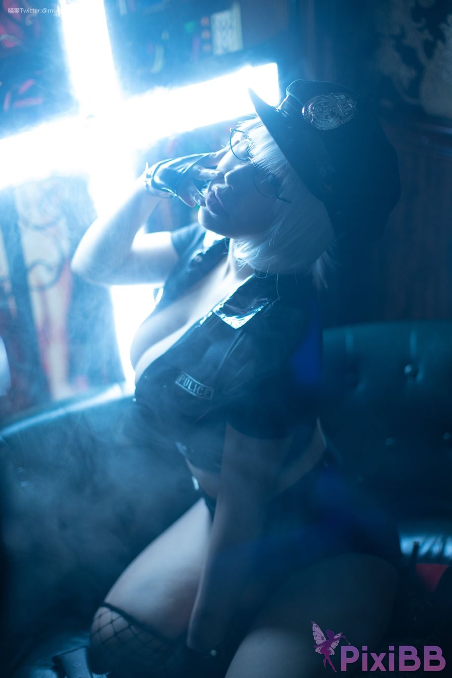 Coser and PixiBB.COM 060