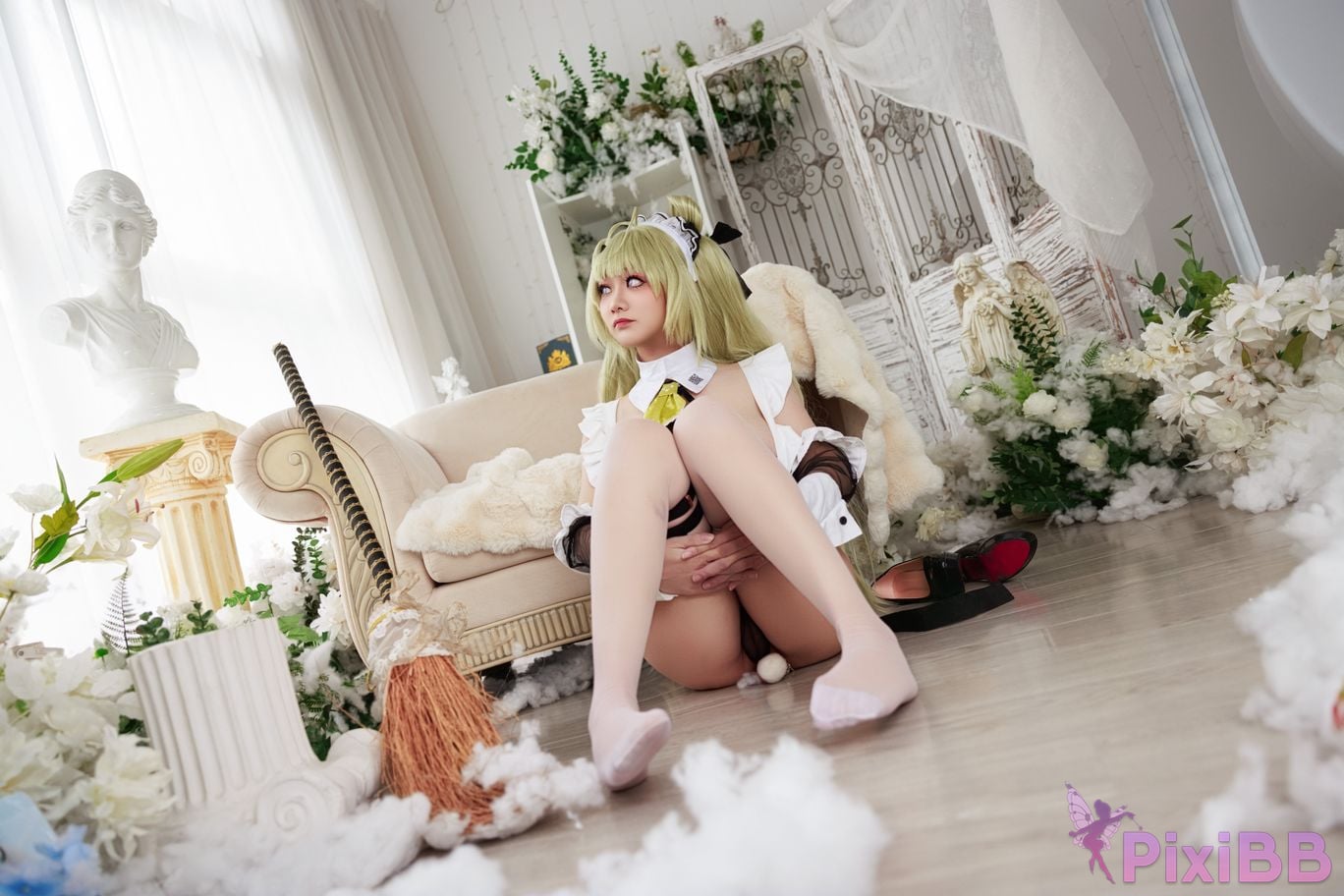 Cosplayer A Xuexue goddess of victory Nikki Soda maid PixiBB.COM 055