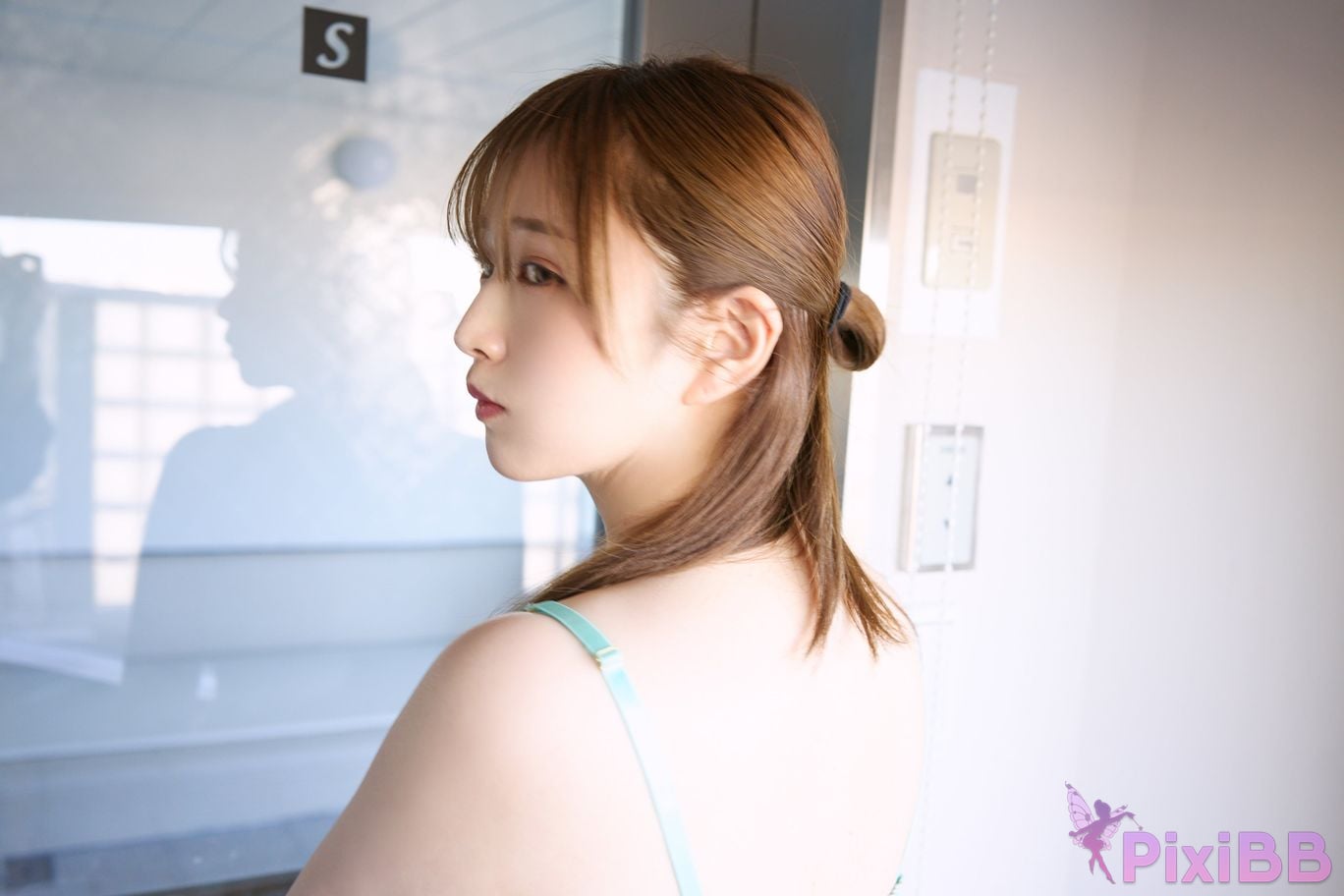 Japanese Idol Kasame Flower rain cape Photo Album Slight sleep PixiBB.COM 069