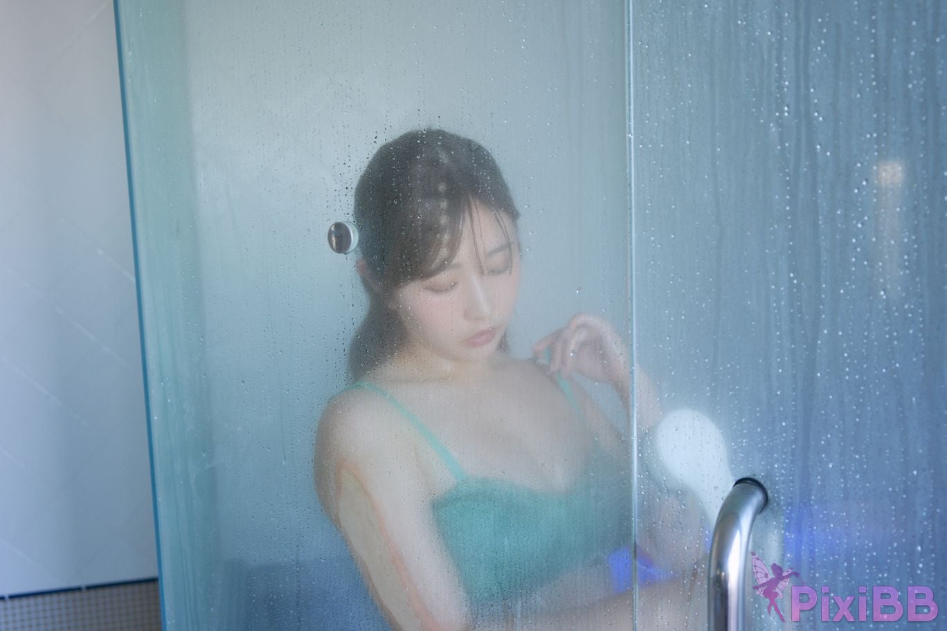 Japanese Idol Kasame Flower rain cape Photo Album Slight sleep PixiBB.COM 120