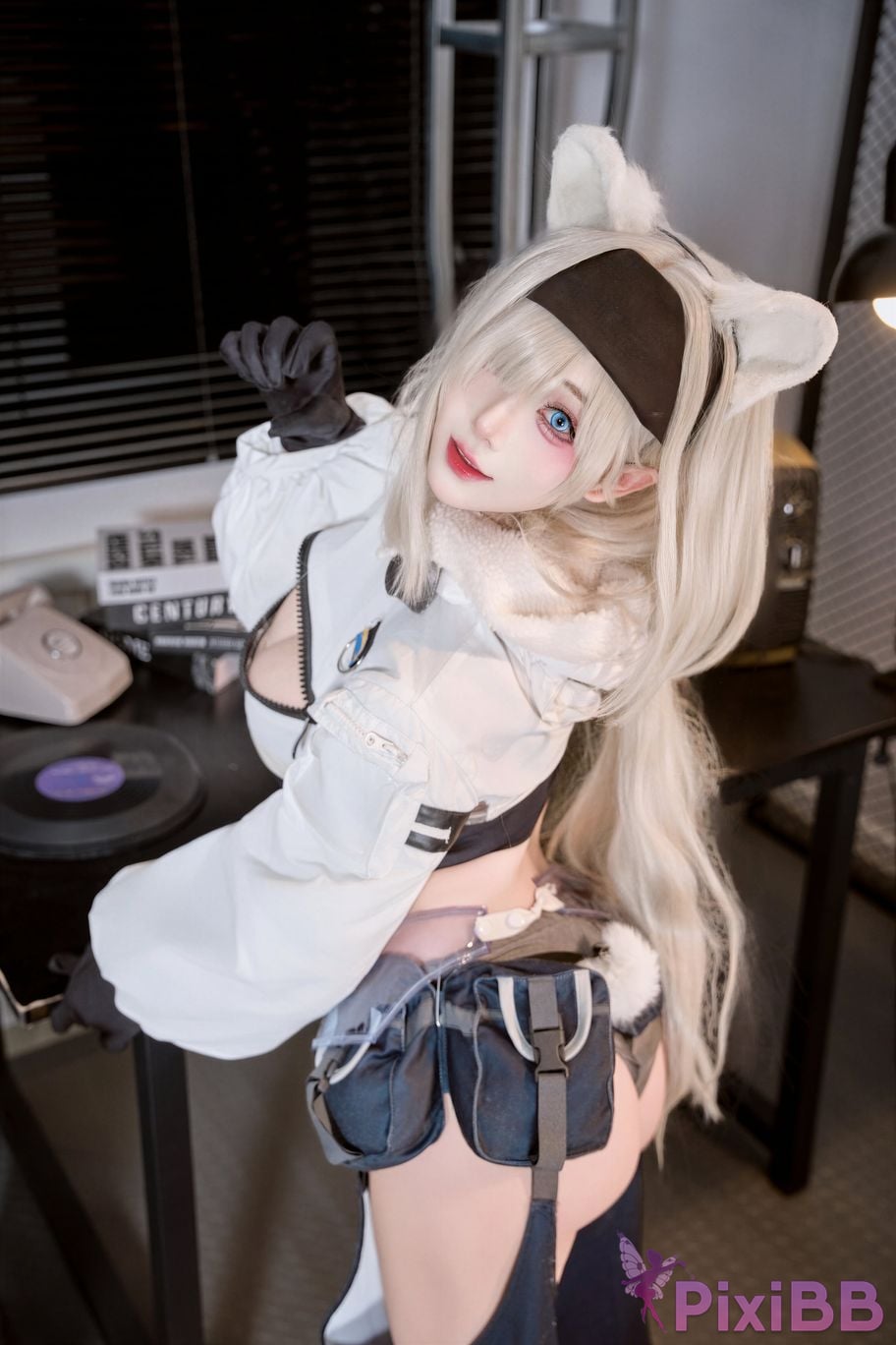Cosplayer Last night 787 Arknights aurora PixiBB.COM 014