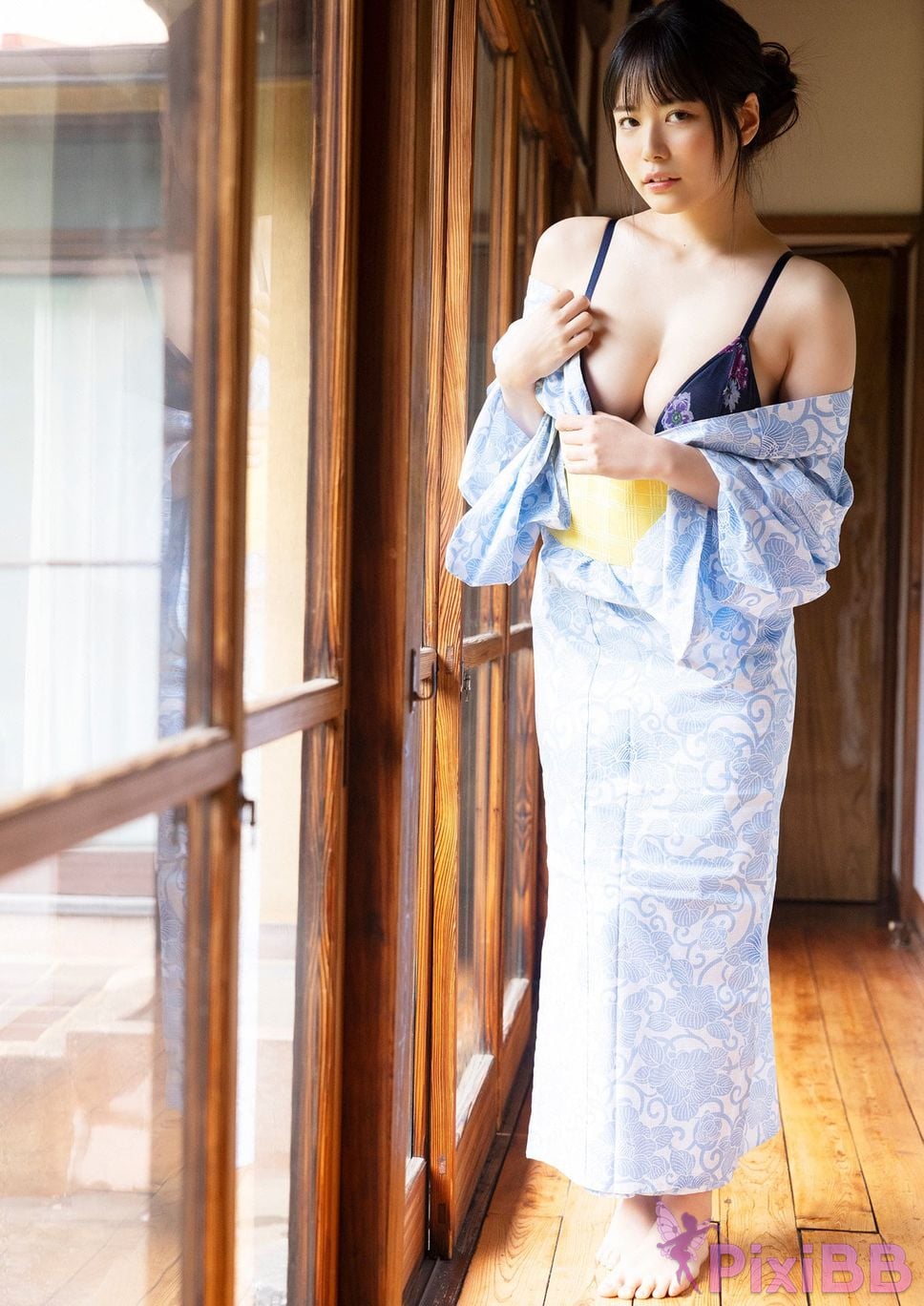 Japanese Idol Shinonome Umi Large increment 64 page summer Haropa Spisan gravure photo book PixiBB.COM 005