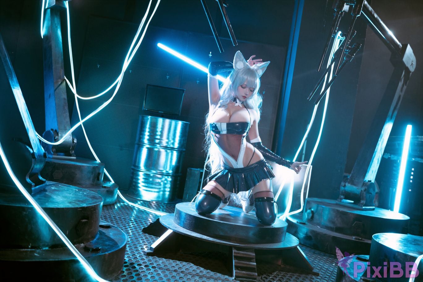 Cosplayer Seya lion smash azur lane Shinano Racing Suit PixiBB.COM 012
